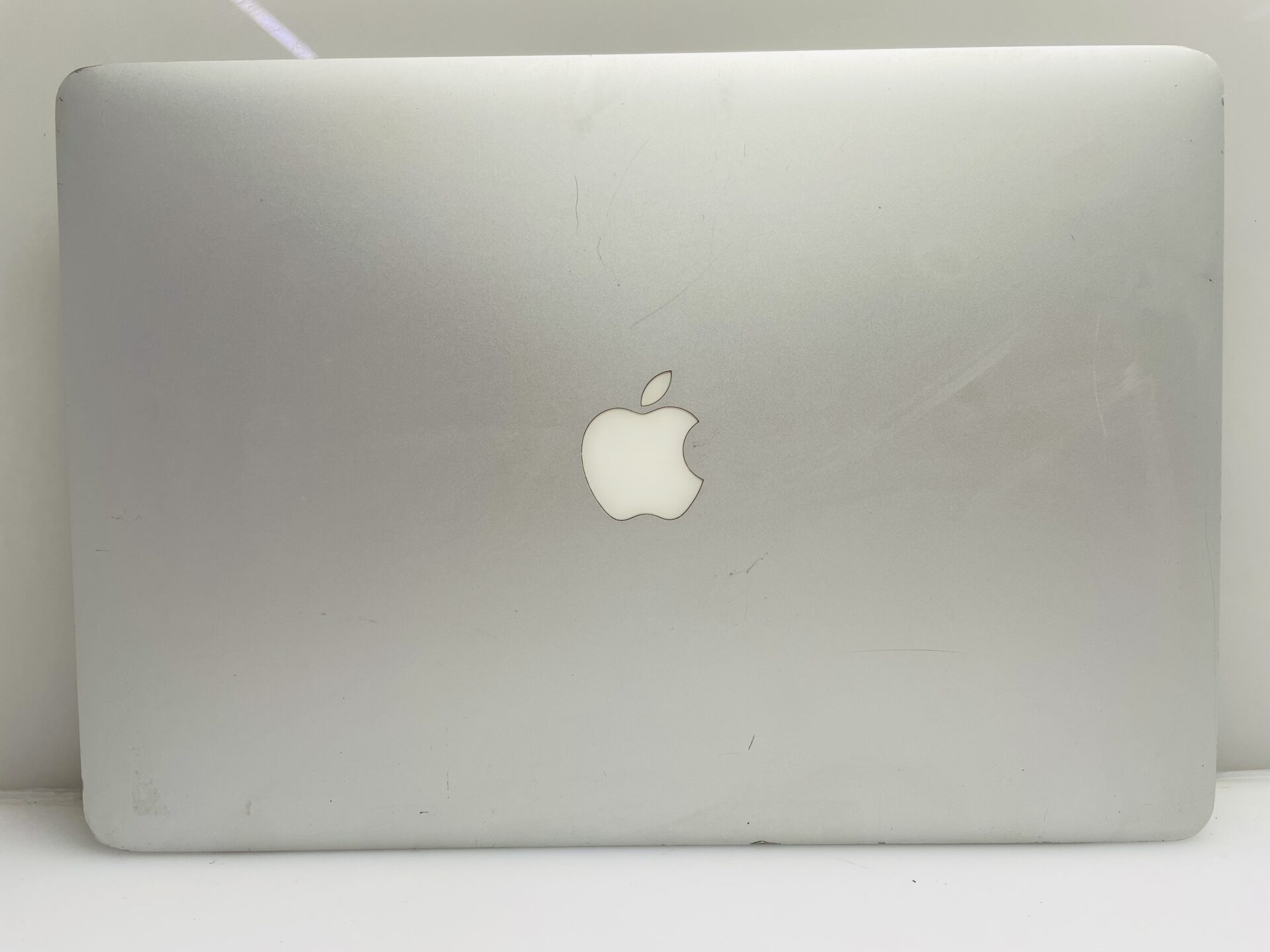 Apple Macbook Pro 15-Inch 