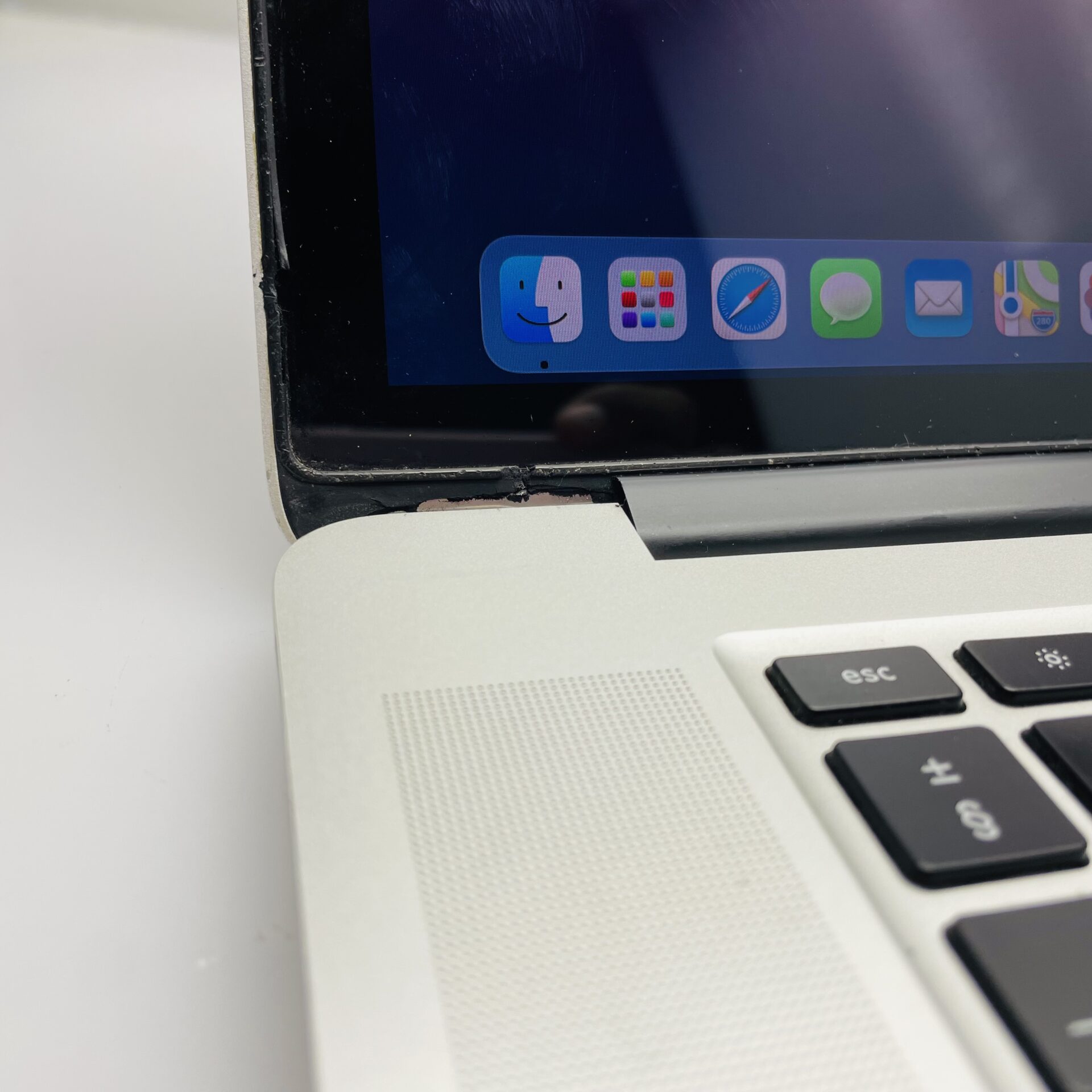 Apple Macbook Pro 15-Inch 