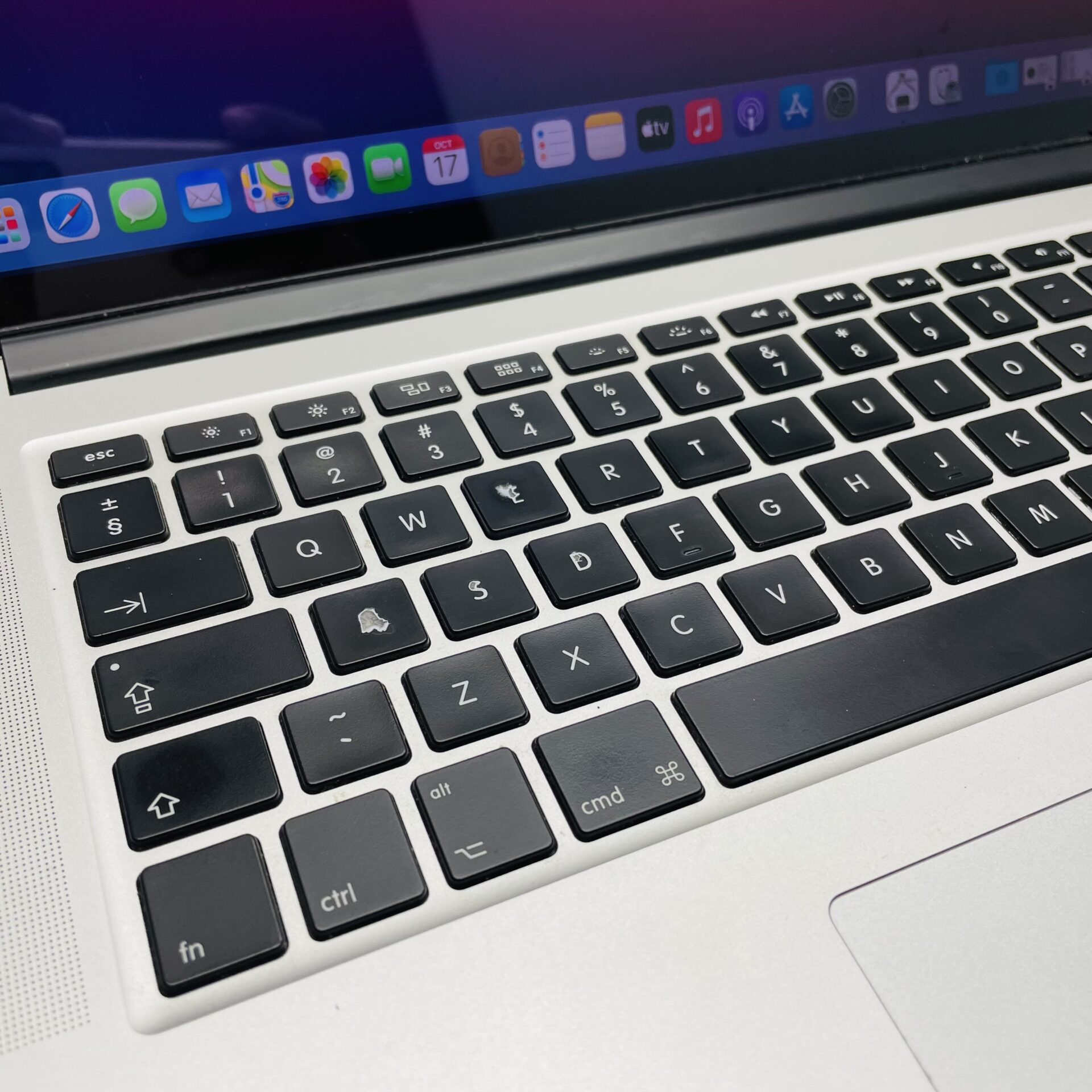 Apple Macbook Pro 15-Inch 