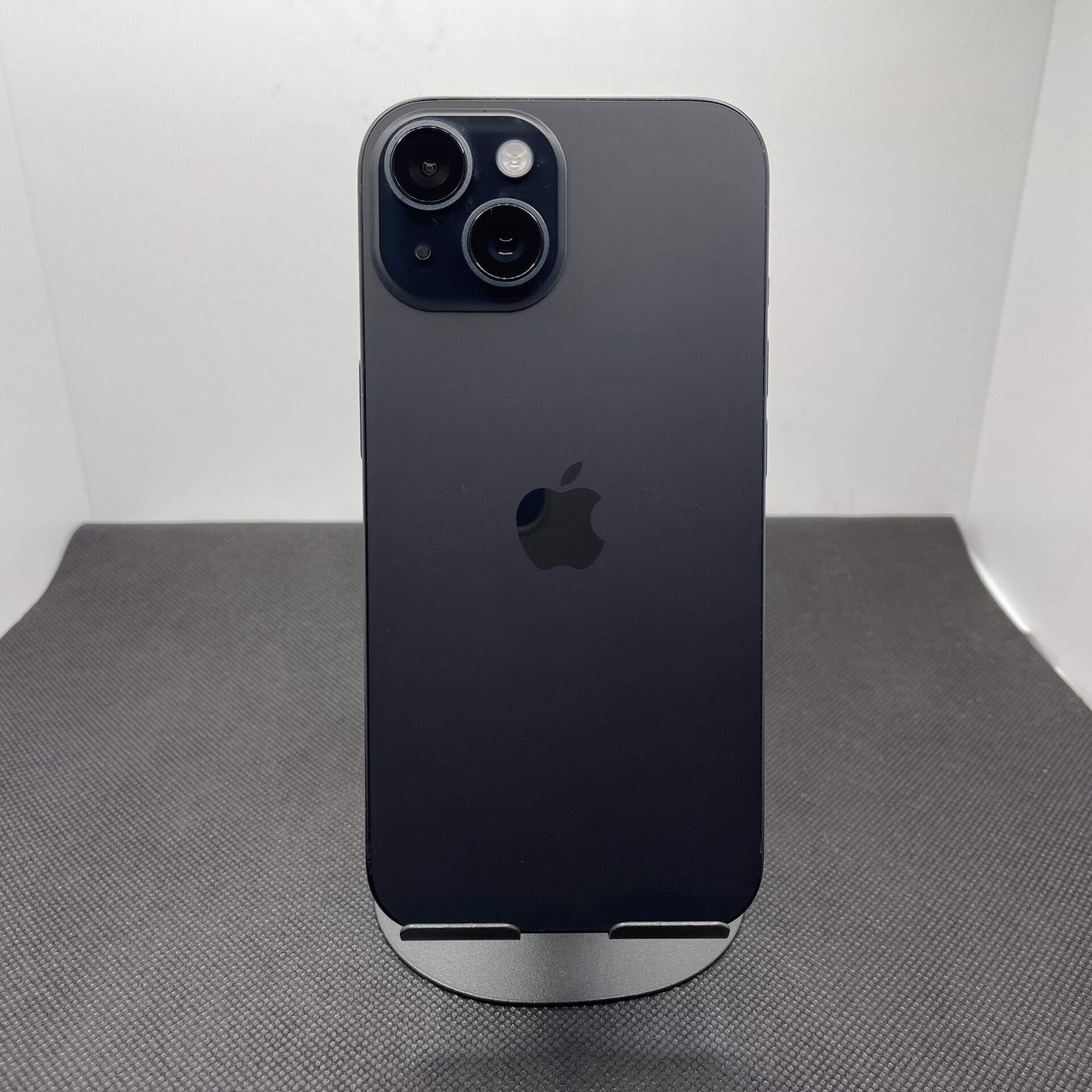 Apple iPhone 15 128GB Black (12 Month Warranty) | Epic Deals SA