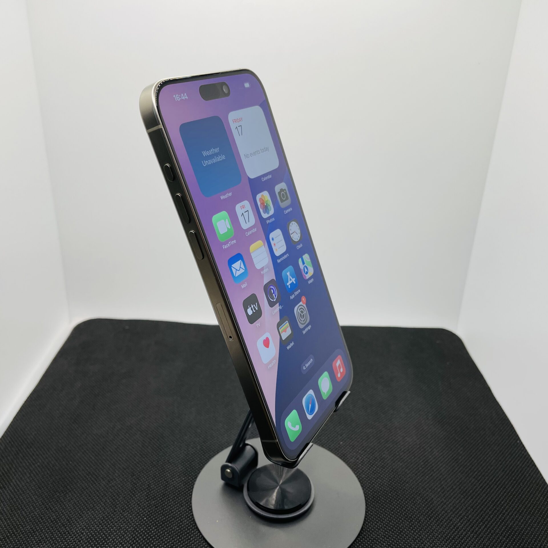 Apple iPhone 15 Pro Max 256GB Natural Titanium – (Grade B) - Image 3