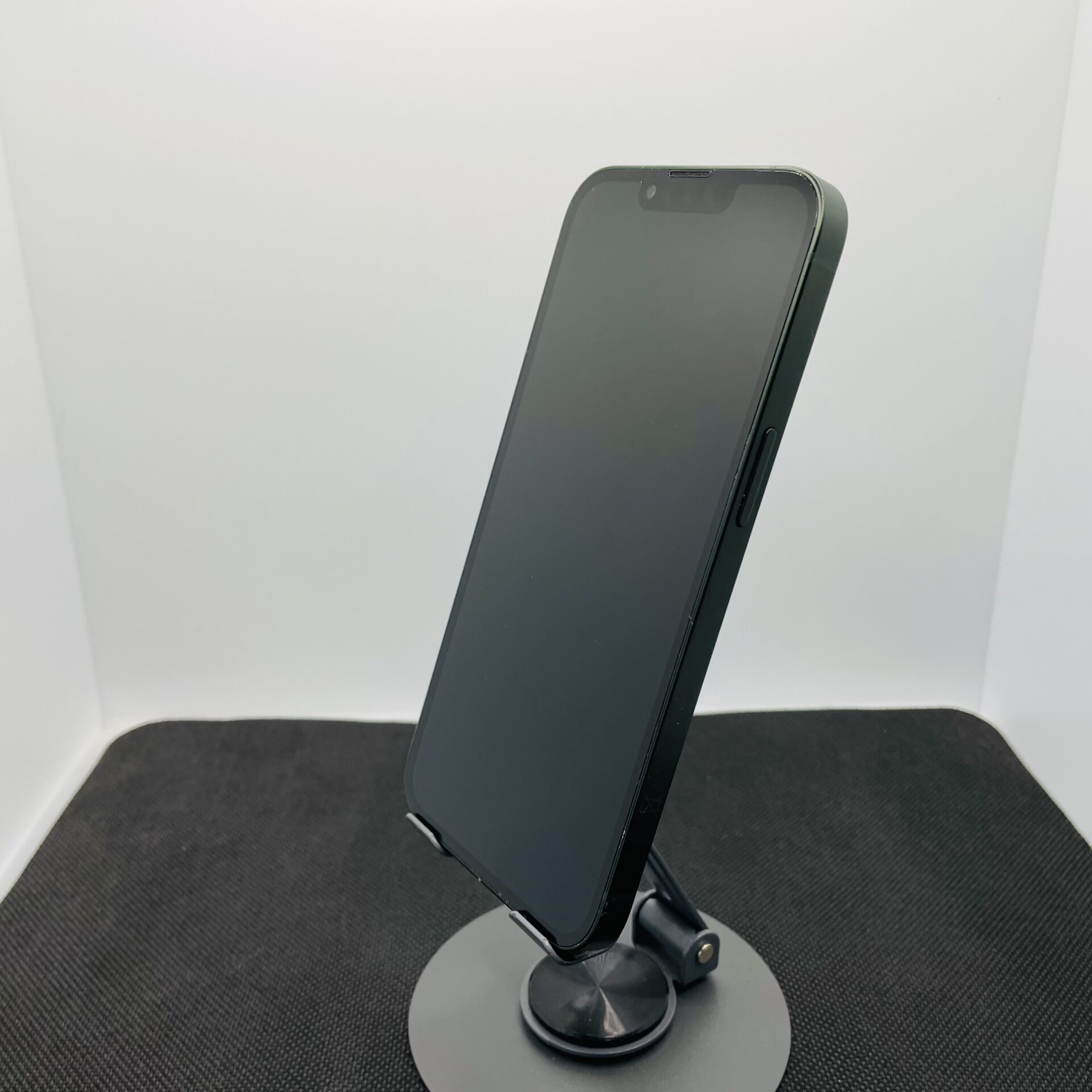Apple iPhone 13 128GB Green - (Grade B) - Image 7