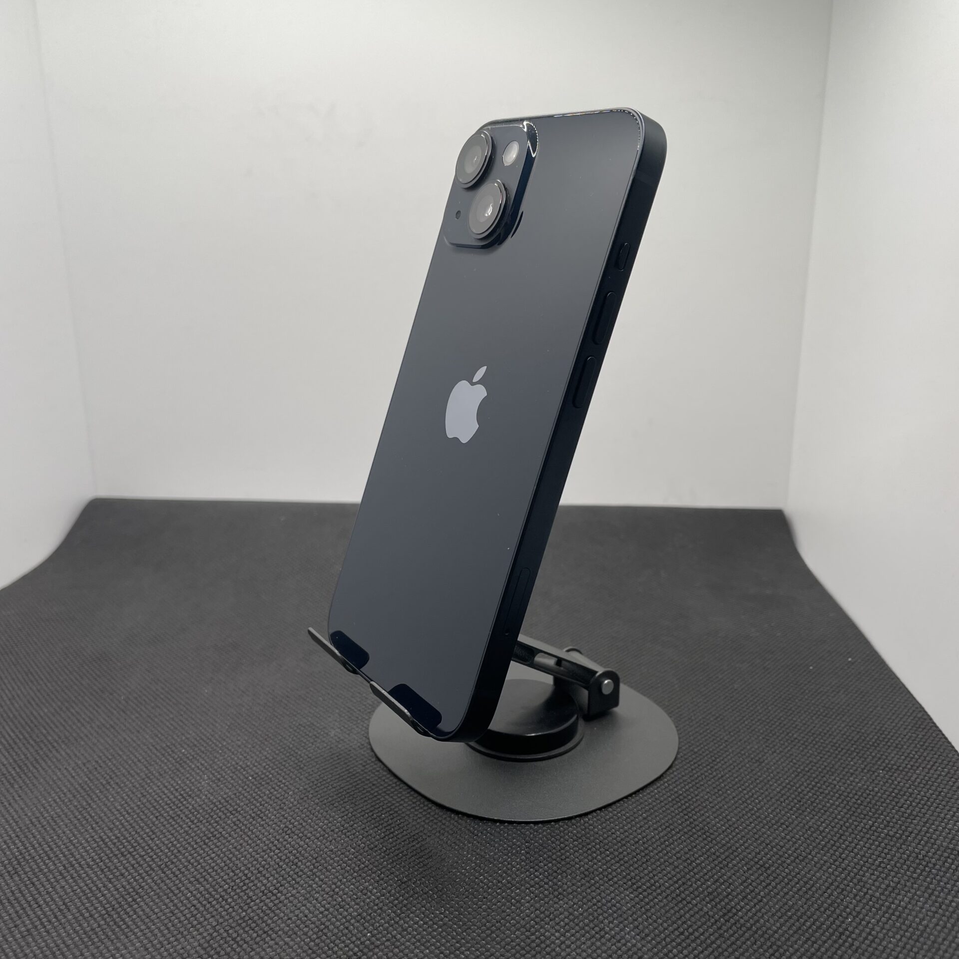 Apple iPhone 14 128GB Midnight - (Grade B) - Image 9