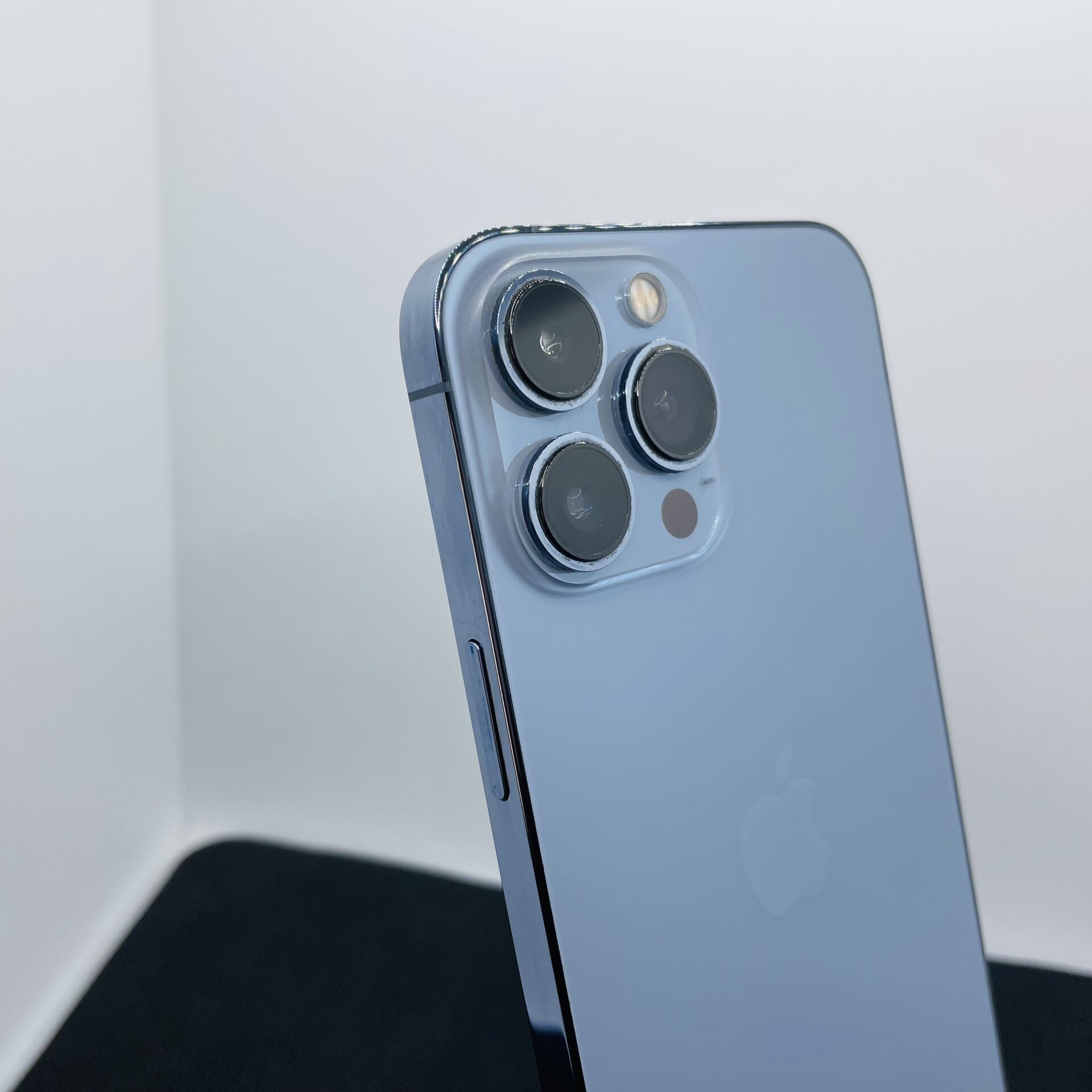 Apple iPhone 13 Pro Max 128GB Sierra Blue – (Grade B) | Epic Deals SA