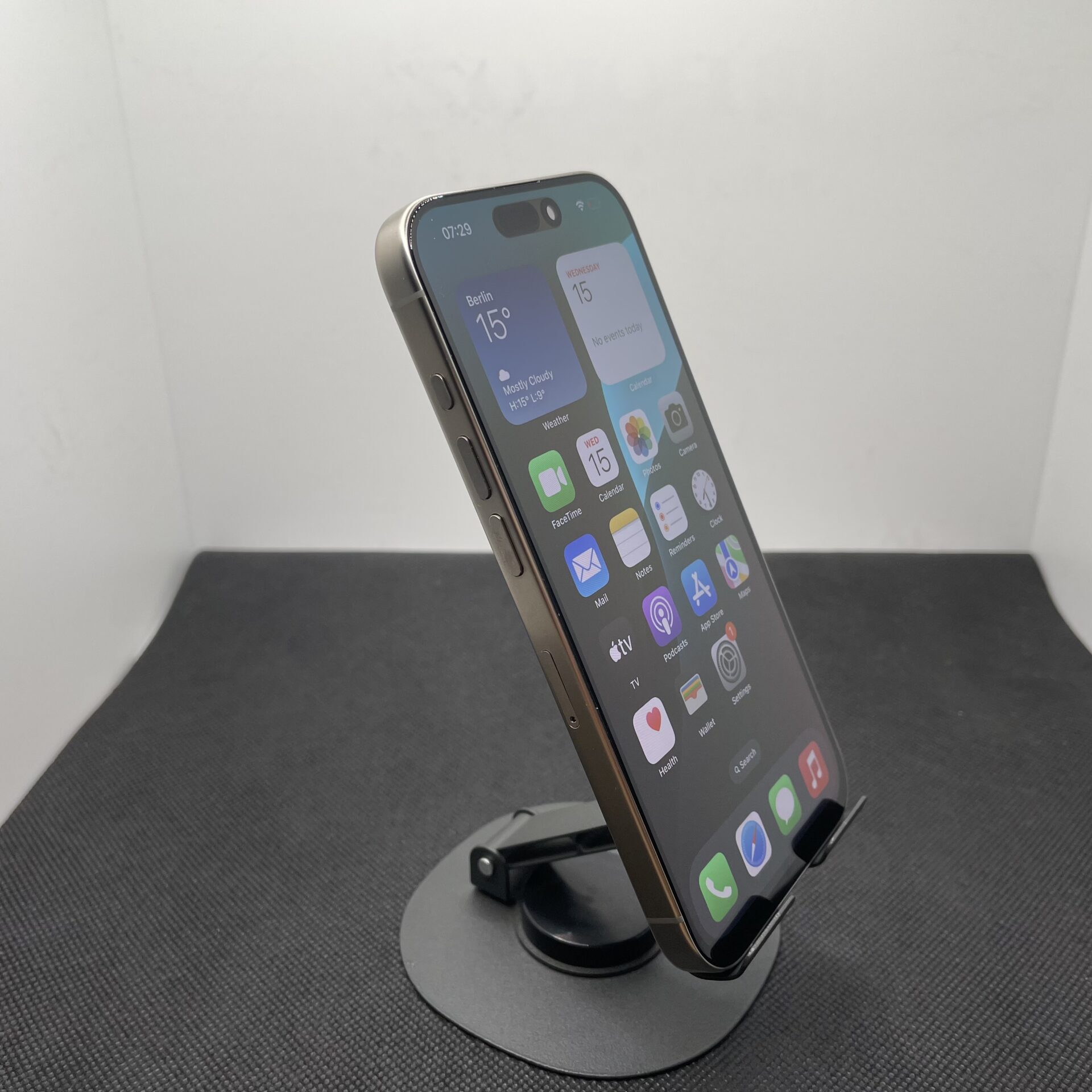 Apple iPhone 15 Pro 128GB Black Titanium (2 Year Warranty) | Epic