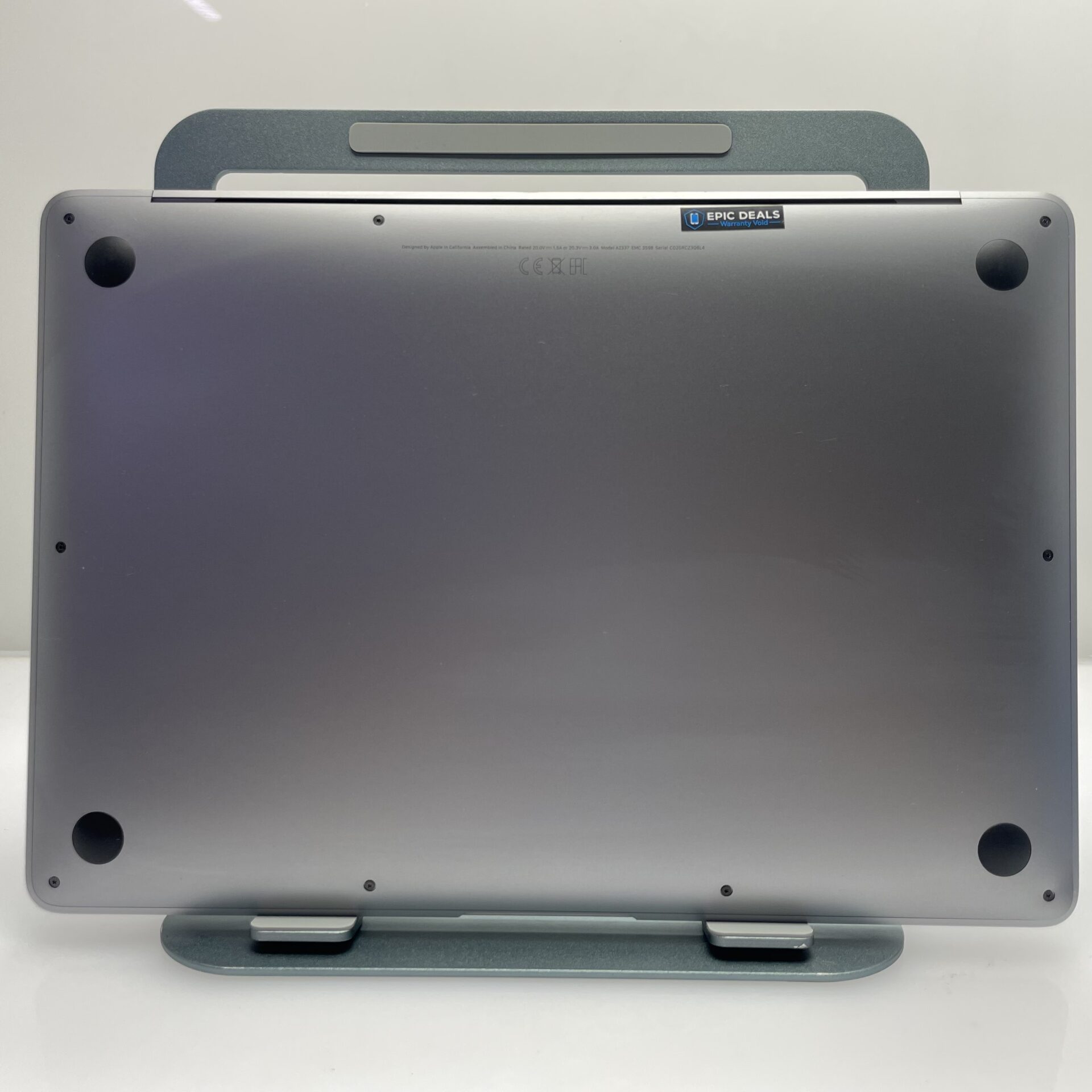 Apple Macbook Air "M1" 13-inch 8CPU/8GPU (2020) 8GB RAM 256GB SSD Space Grey (6 Month Warranty) – Cracked LCD Panel - Image 9