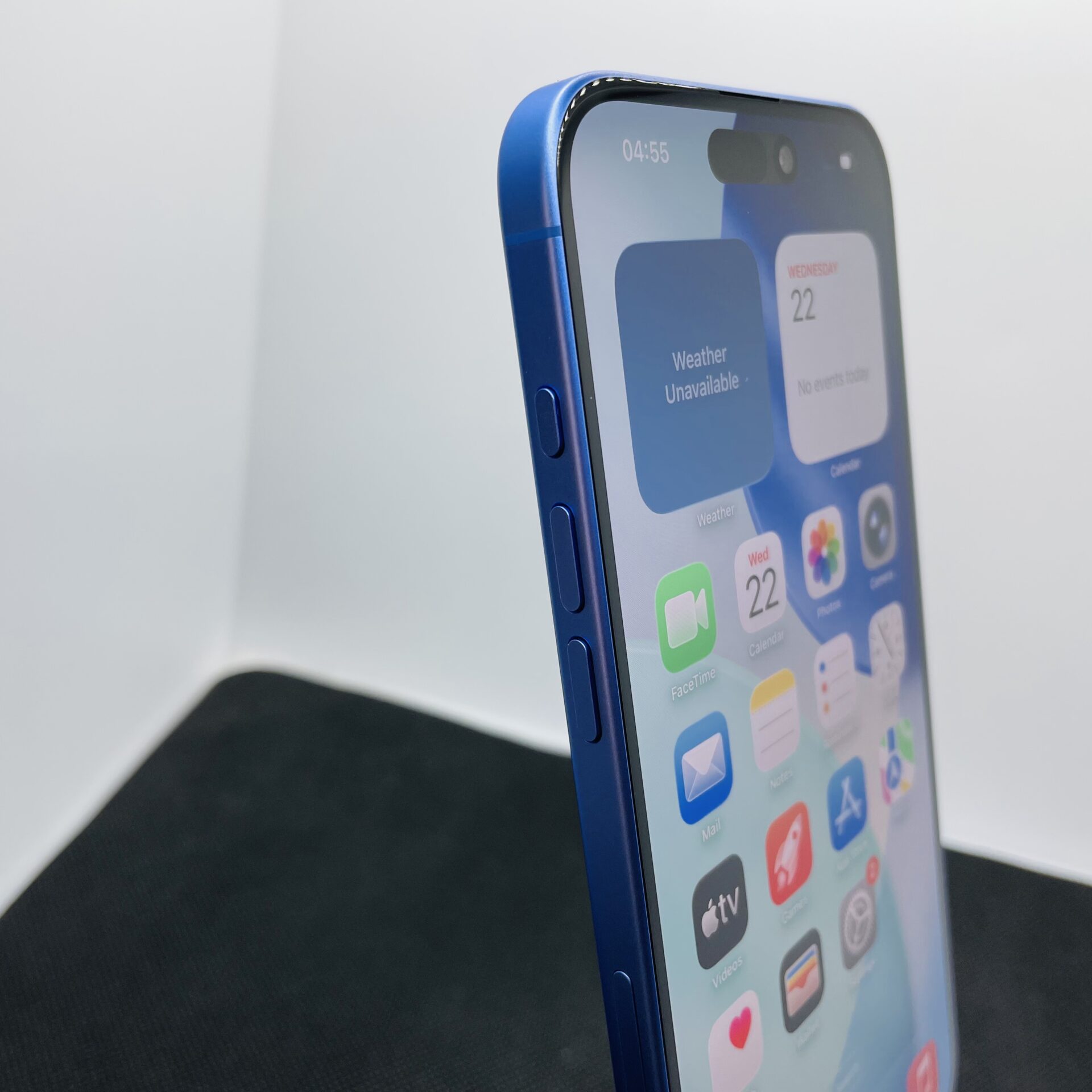 Apple iPhone 16 Plus 256GB Ultramarine – (Grade A) - Image 4