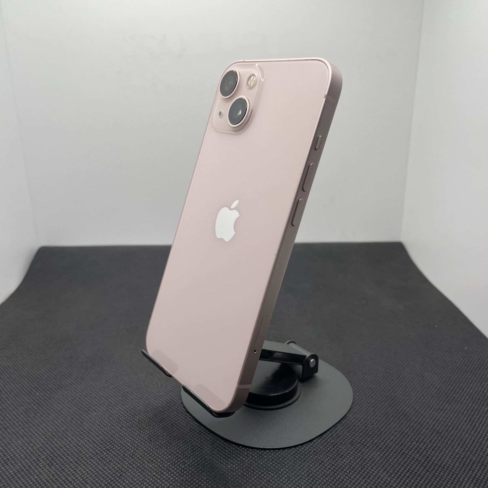 Apple iPhone 13 128GB Pink (6 Month Warranty) - Image 9