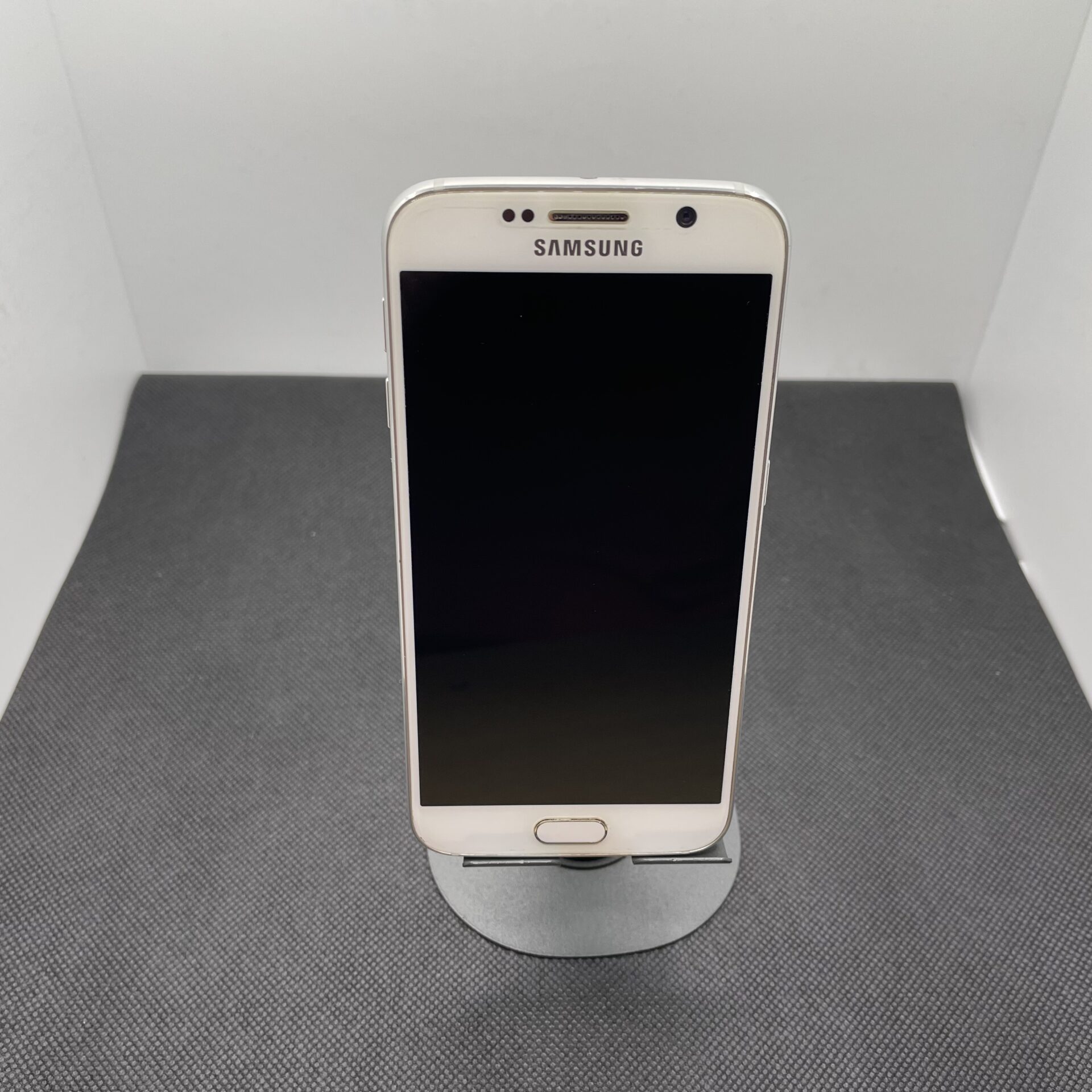 Samsung Galaxy S6 32GB White - (Grade B) - Image 2