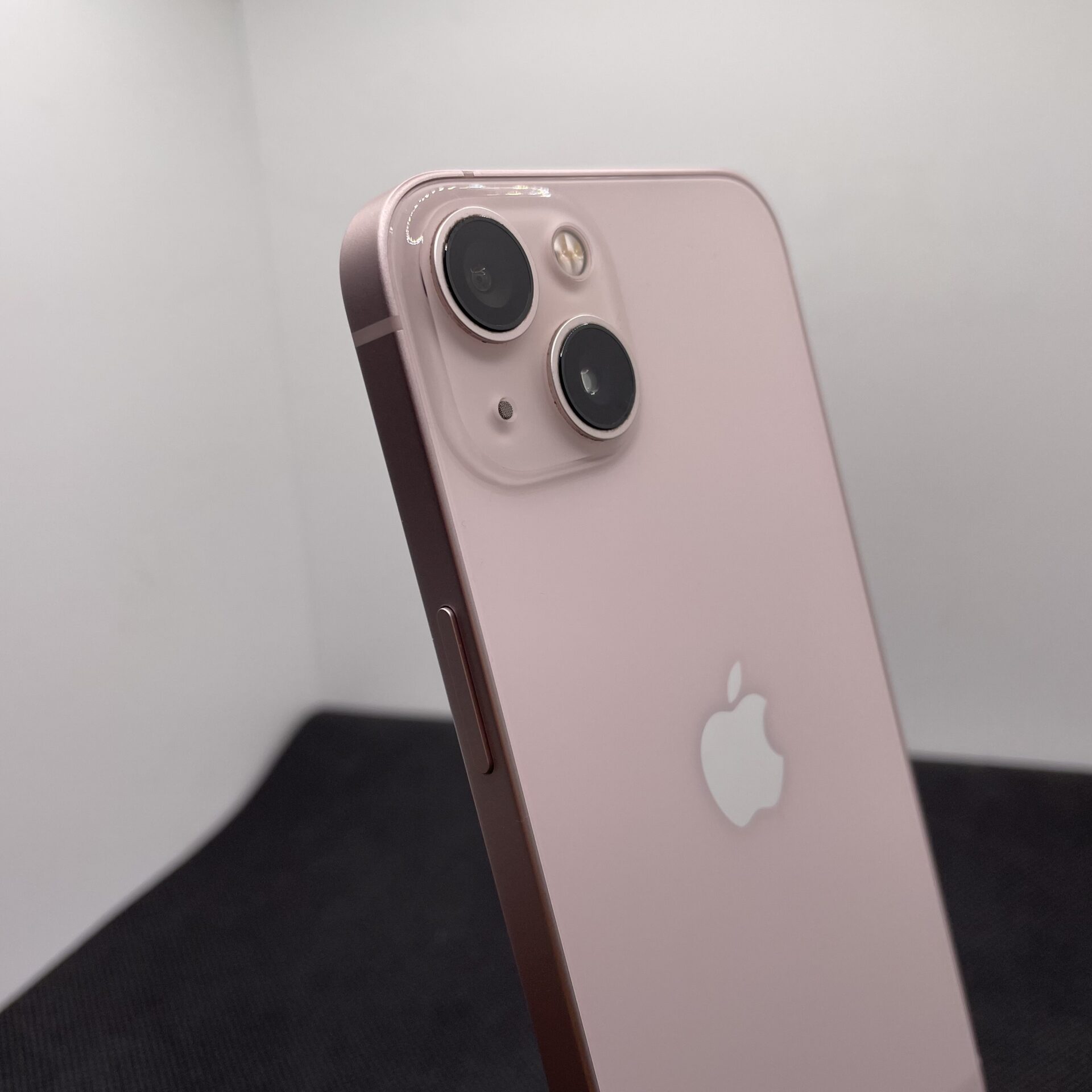 Apple iPhone 13 128GB Pink - (Grade B) | Epic Deals SA
