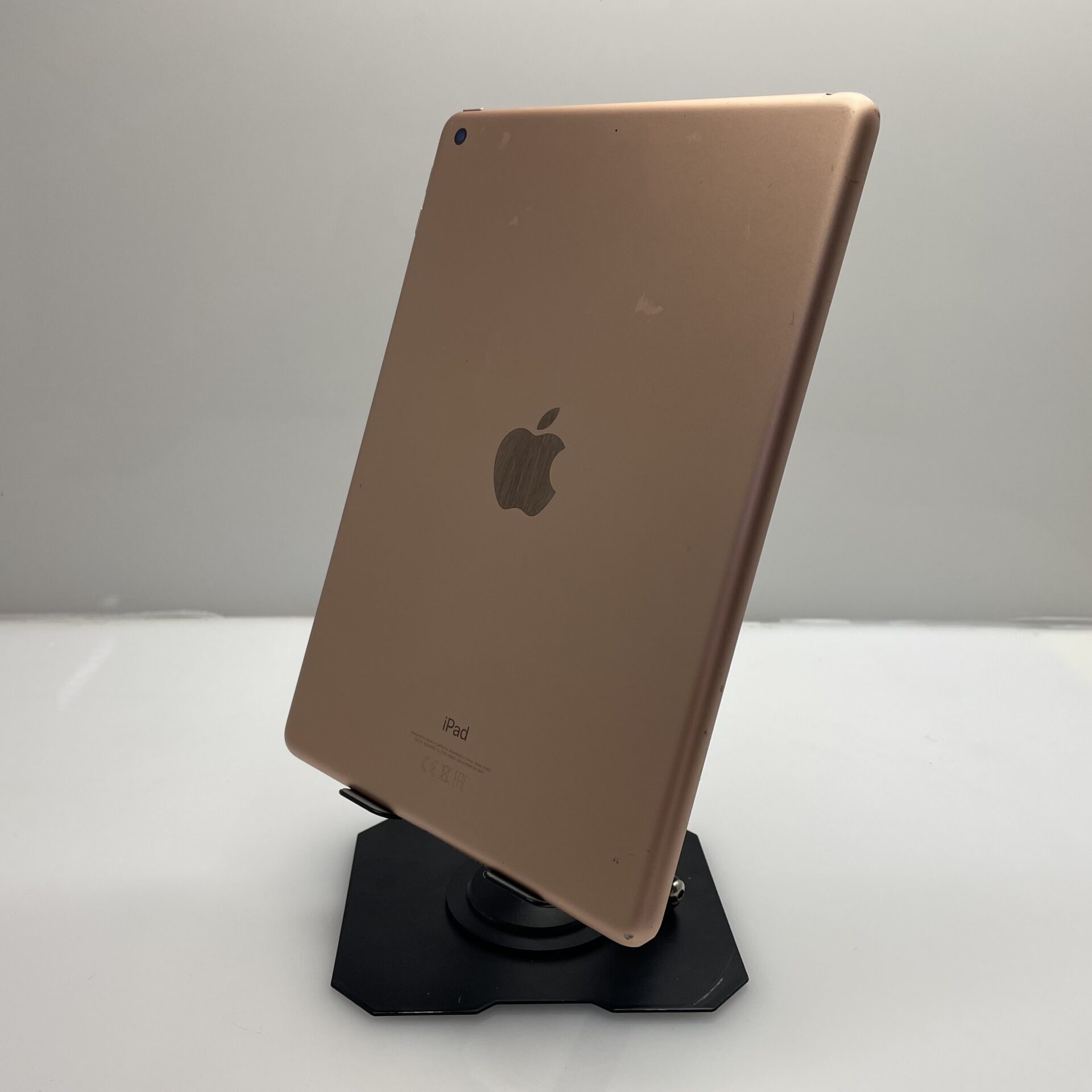 Apple iPad 9.7