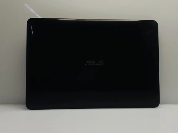 Asus X556U 
