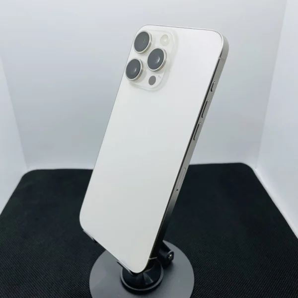 Apple iPhone 15 Pro Max 512GB White Titanium – (Grade B) | Epic