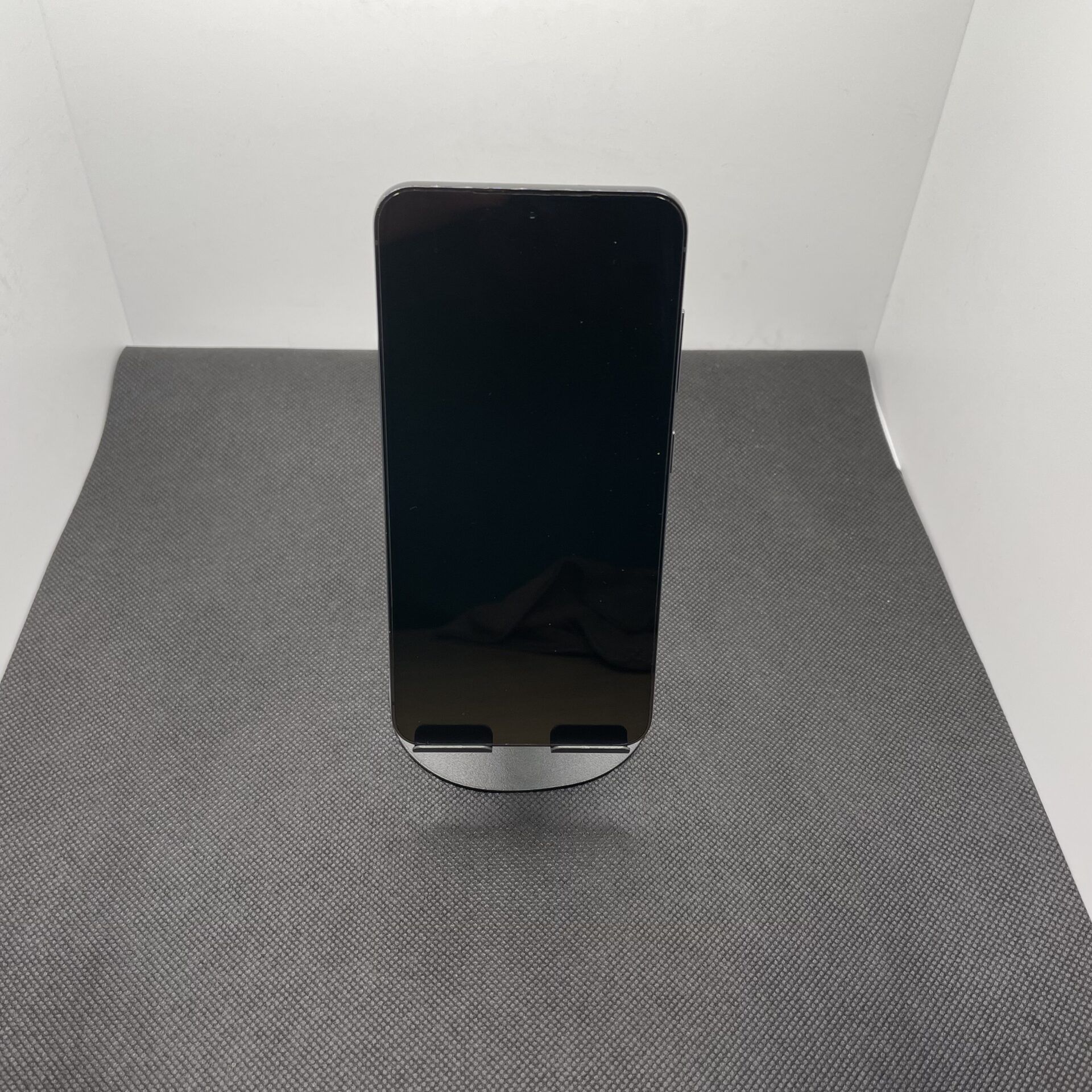 Samsung Galaxy S23 256GB Phantom Black - (Grade B) - Image 6