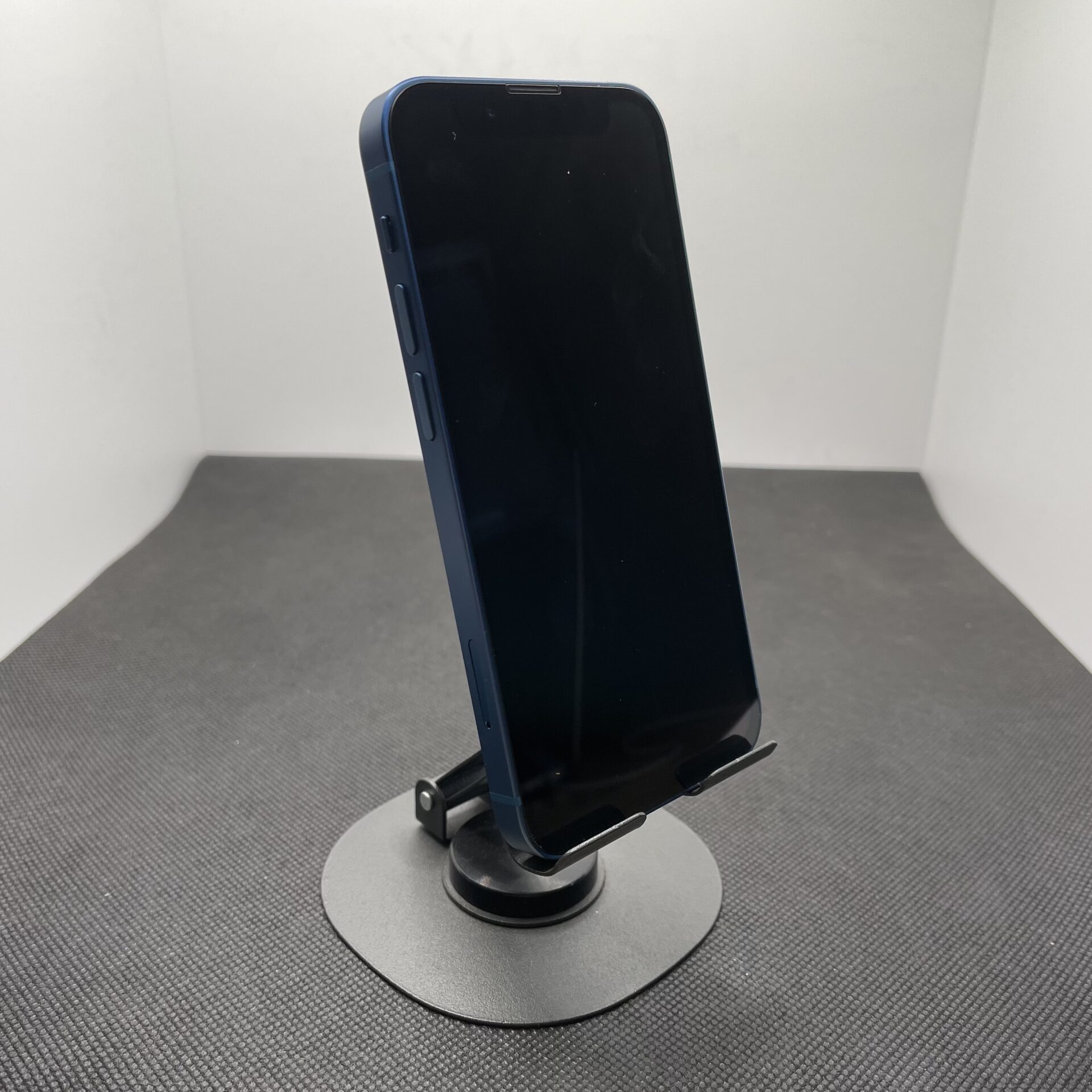 Apple iPhone 13 Mini 128GB Blue - (Grade B) - LCD Is Flickering - Image 5