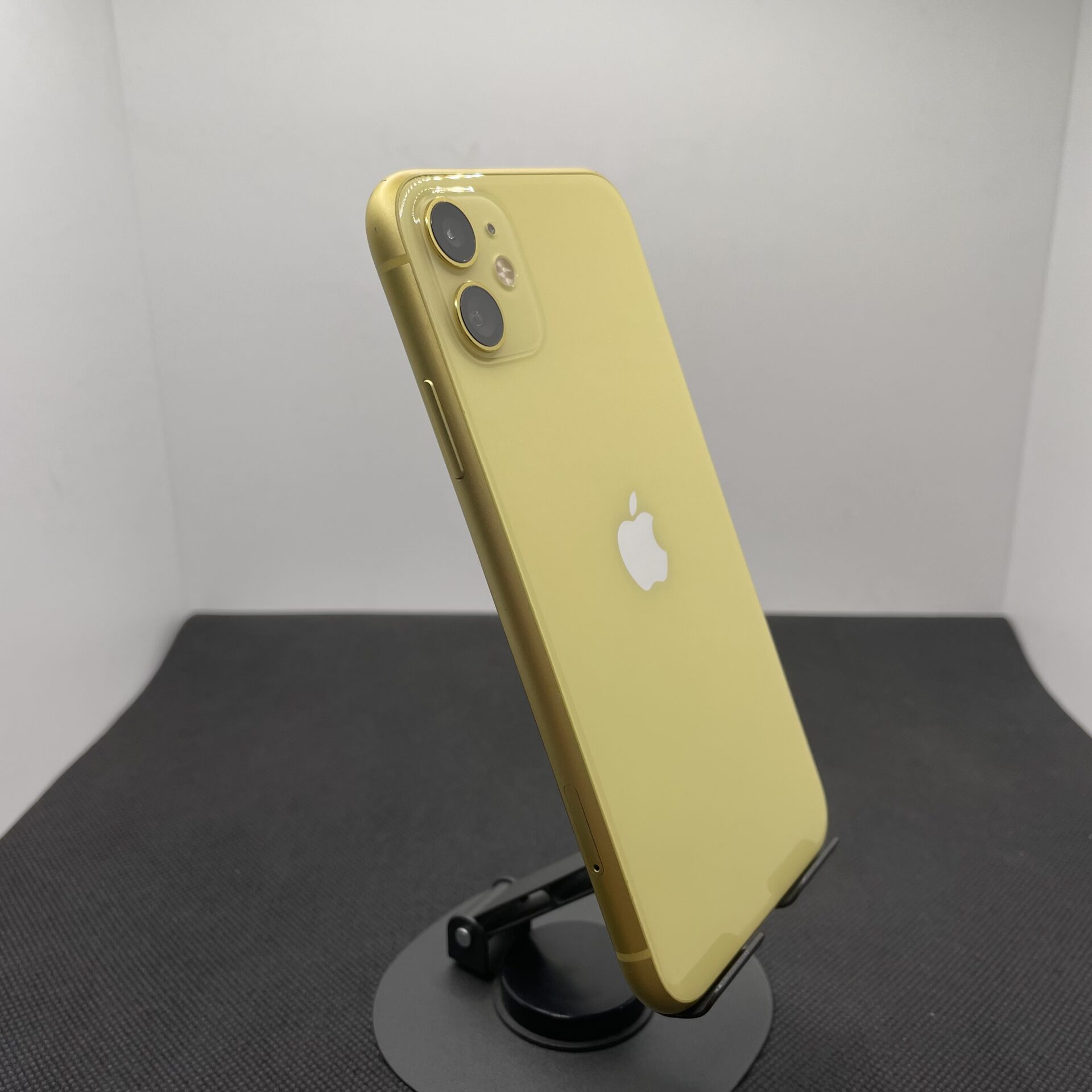 Apple iPhone 11 64GB Yellow (Grade B) - No Face ID | Epic Deals SA