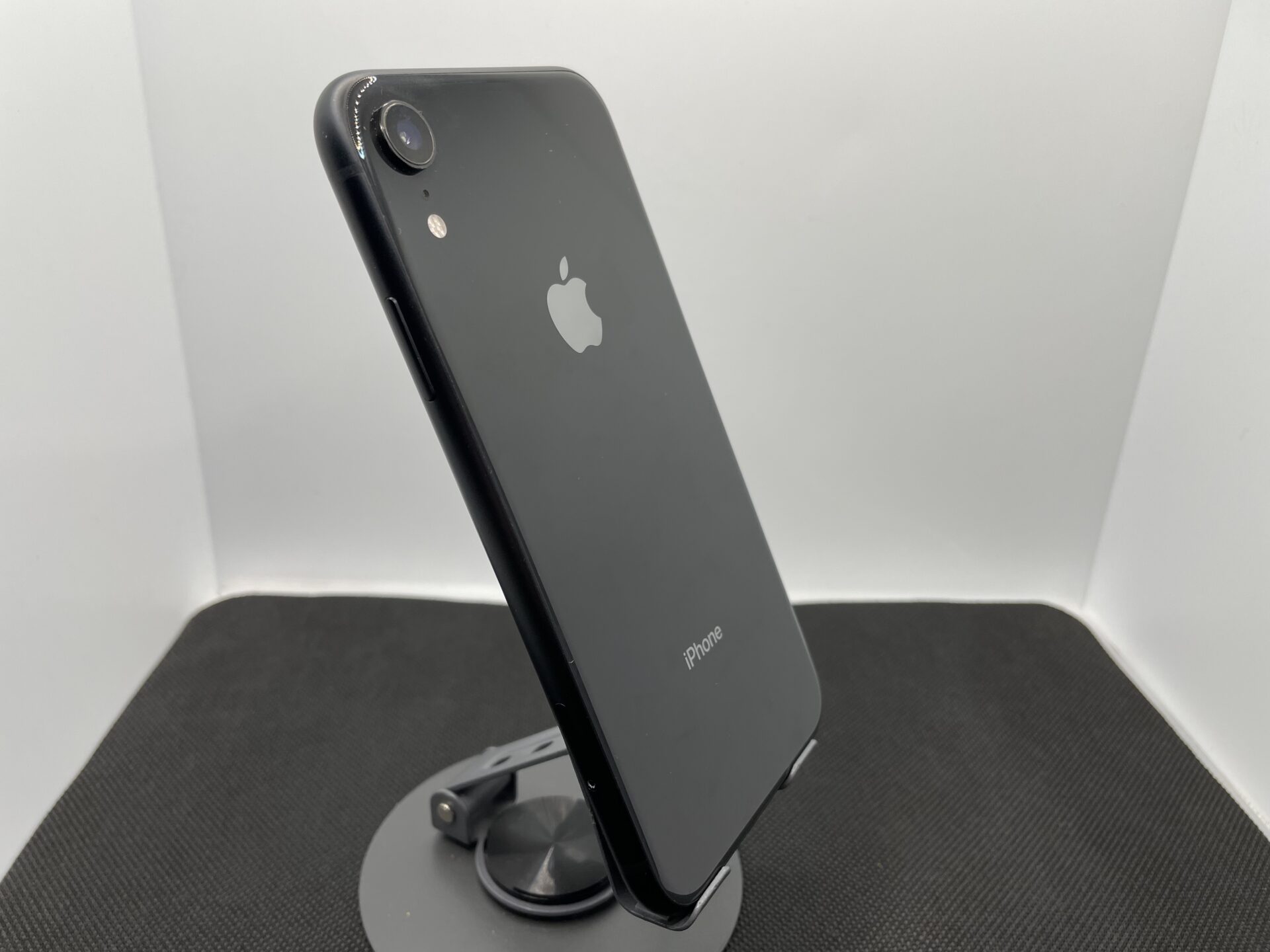 Apple iPhone XR 64GB Black – (Grade B) | Epic Deals SA