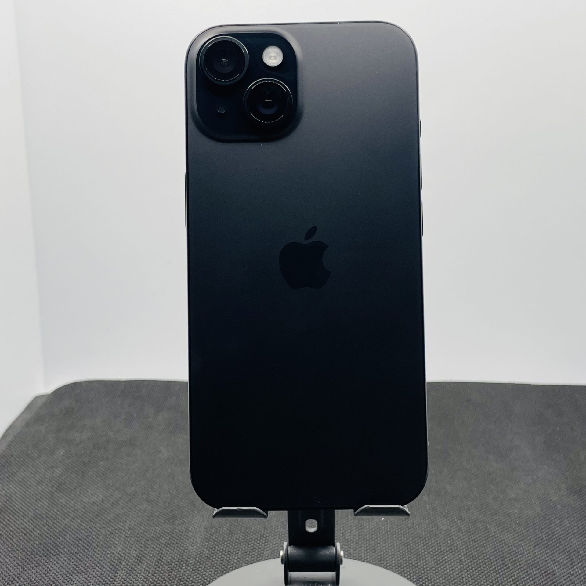 Buy Used Apple iPhone 15 128GB Black (12 Month Warranty