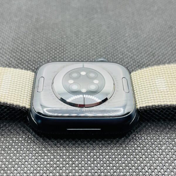 Apple Watch Series 8 41mm GPS Only Midnight (3 Month Warranty) - With Nylon Straps - Image 7