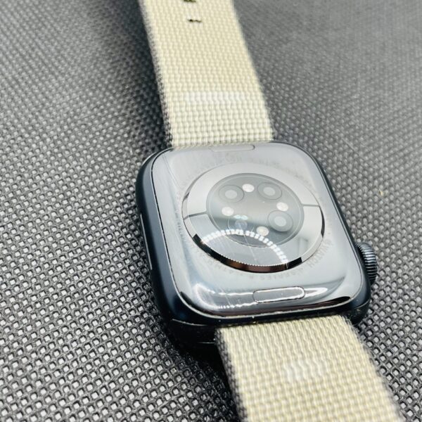 Apple Watch Series 8 41mm GPS Only Midnight (3 Month Warranty) - With Nylon Straps - Image 8