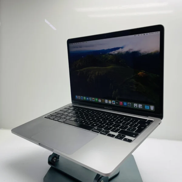 Apple MacBook Pro “M1” 13-inch 8 CPU/8 GPU (2020) 16GB RAM 256GB
