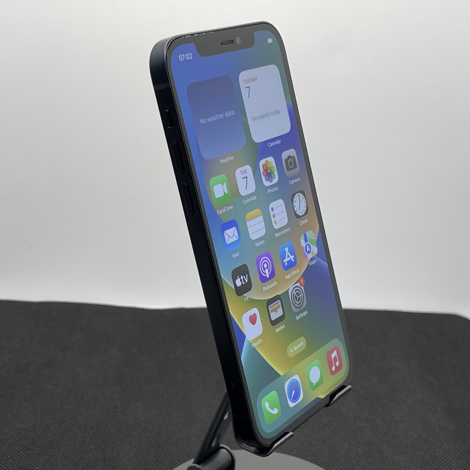 Apple iPhone 12 128GB Black (6 Month Warranty) - Image 3