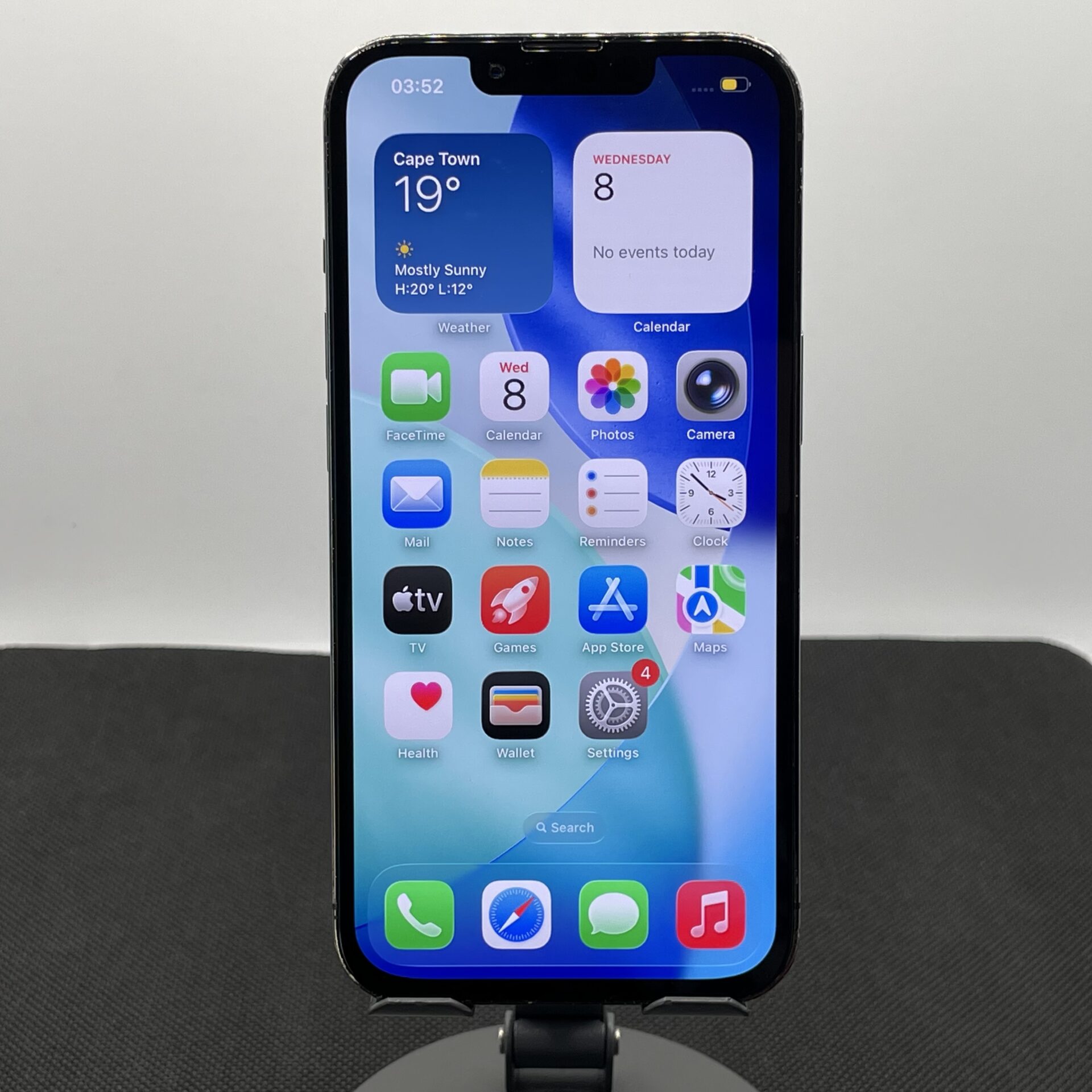 Apple iPhone 13 Pro 256GB Graphite (12 Month Warranty) | Epic Deals SA