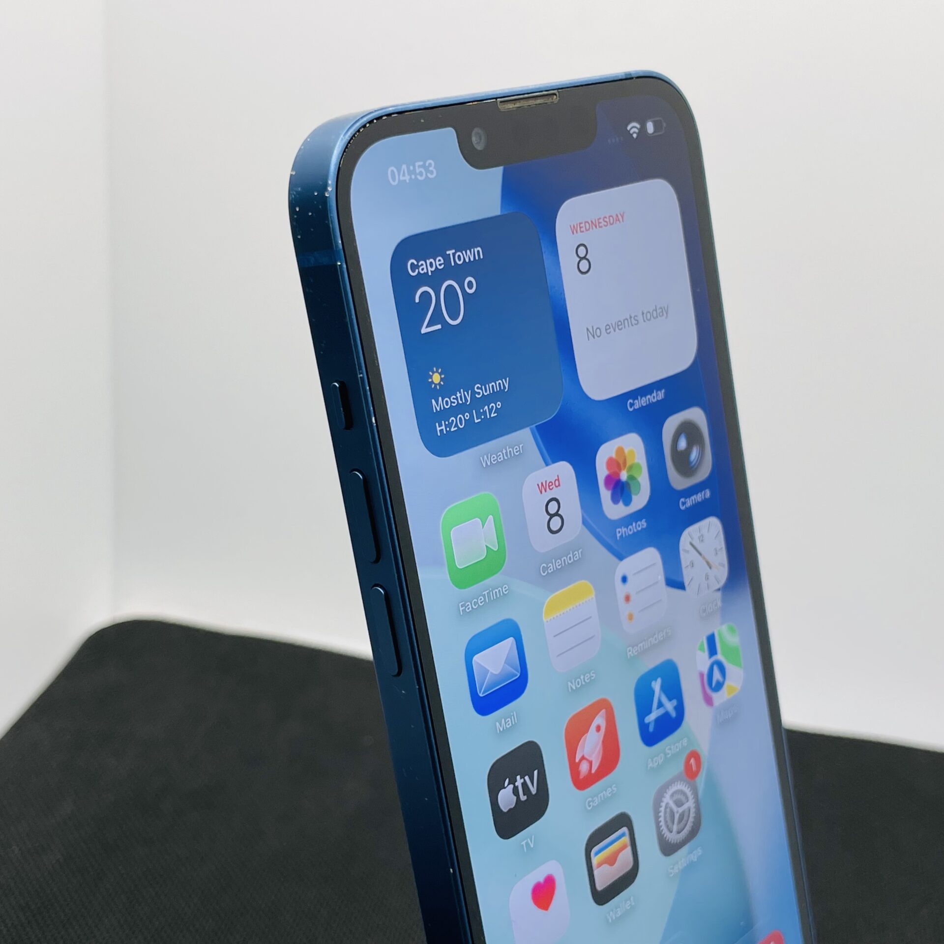 Apple iPhone 13 128GB Blue (6 Month Warranty) - Image 4