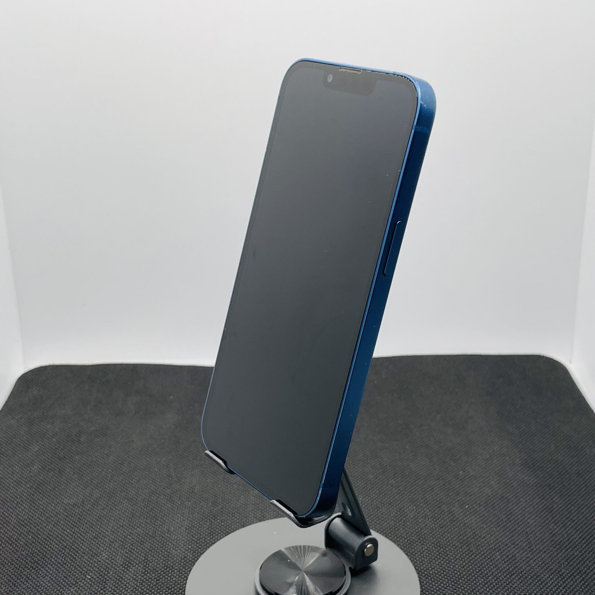 Apple iPhone 13 128GB Blue (6 Month Warranty) - Image 7