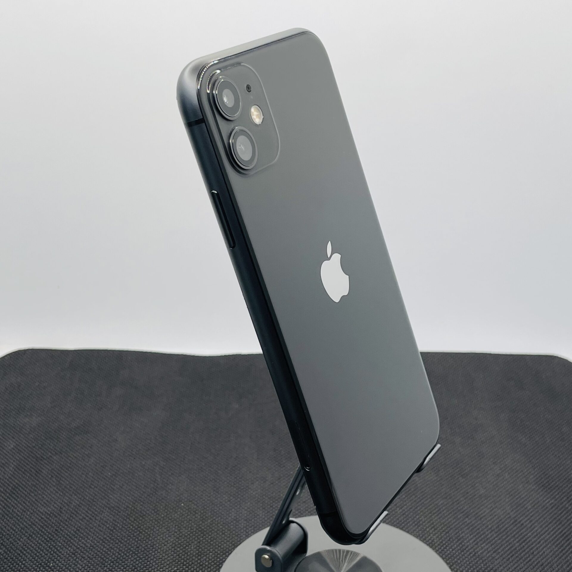 Apple iPhone 11 128GB Black (6 Month Warranty) | Epic Deals SA