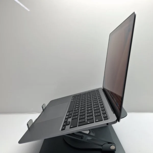 Apple MacBook Air “M1” 13-Inch 8 CPU/7 GPU (2020) 8GB RAM 256GB