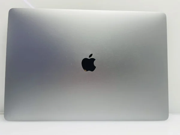 Apple MacBook Pro 15-Inch “Core i7” 2.9GHz (Touch/Mid-2017) 16GB