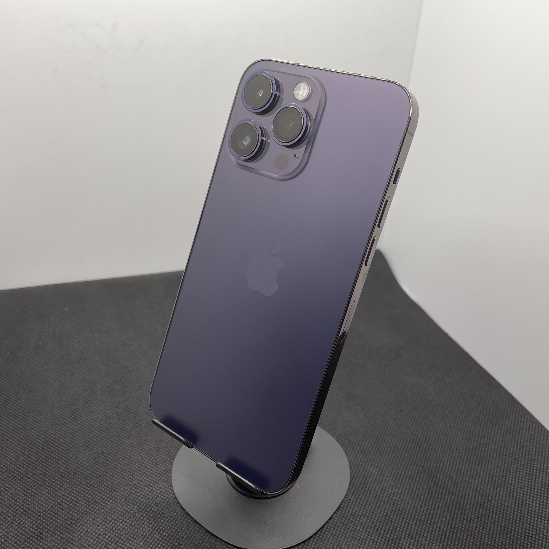 Apple iPhone 14 Pro Max 128GB Deep Purple - Grade B - Image 10