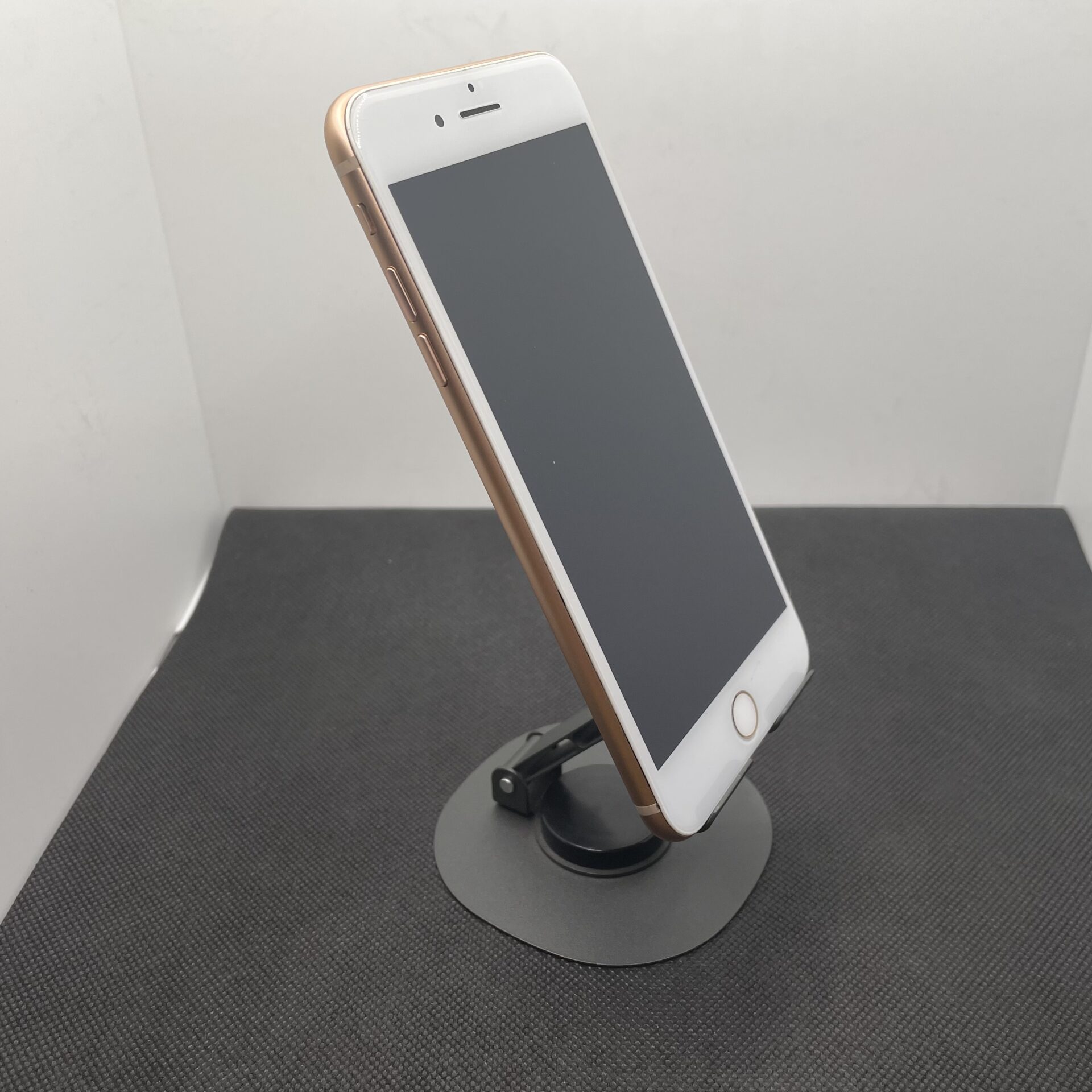 Apple iPhone 8 Plus 256GB Gold (Grade B) - Minor Bright Spot - Image 5