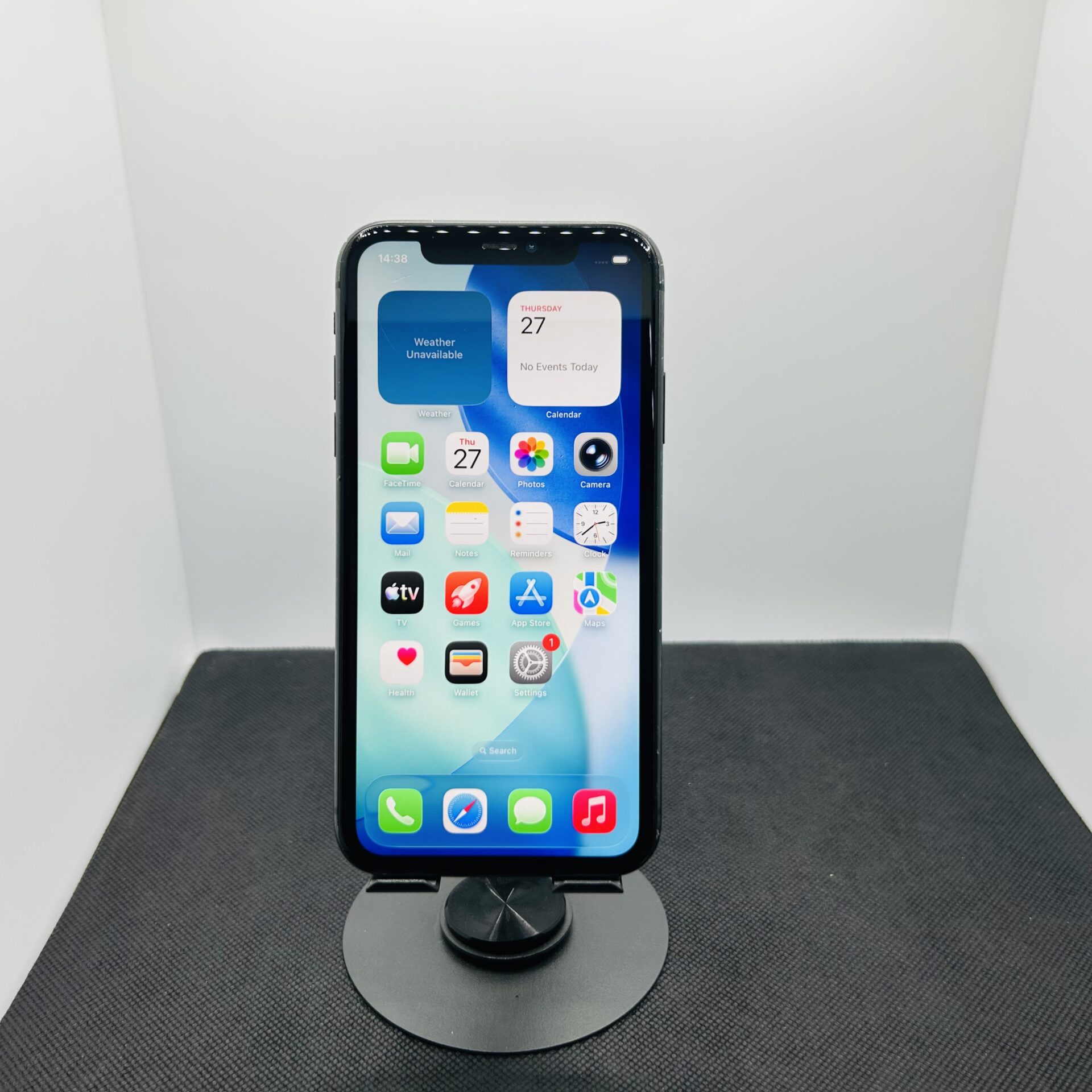 Apple iPhone 11 64GB Black – (Grade B) - Image 3