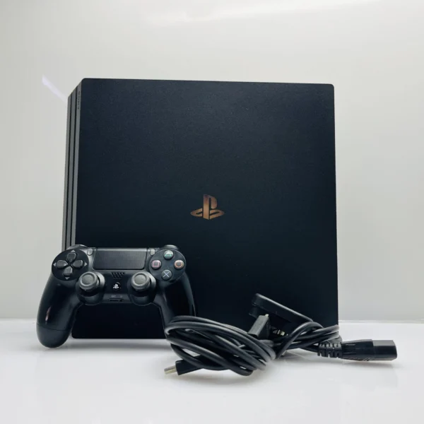 PlayStation 4 Pro Black 1TB + HDMI Cable + Power Cable + 1