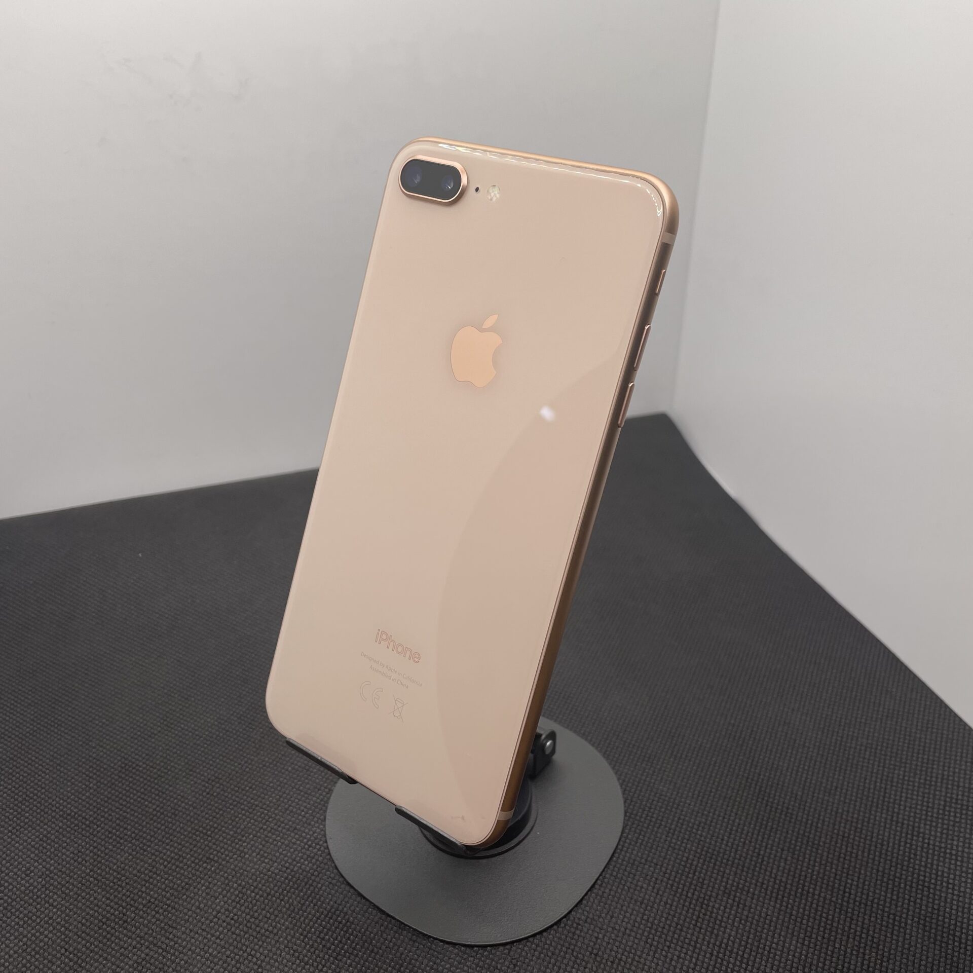 Apple iPhone 8 Plus 256GB Gold (Grade B) - Minor Bright Spot - Image 10
