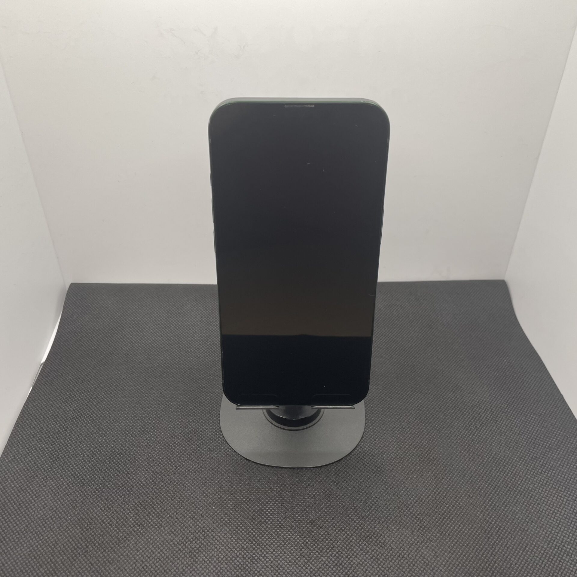 Apple iPhone 13 128GB Green - (Grade B) - Image 6