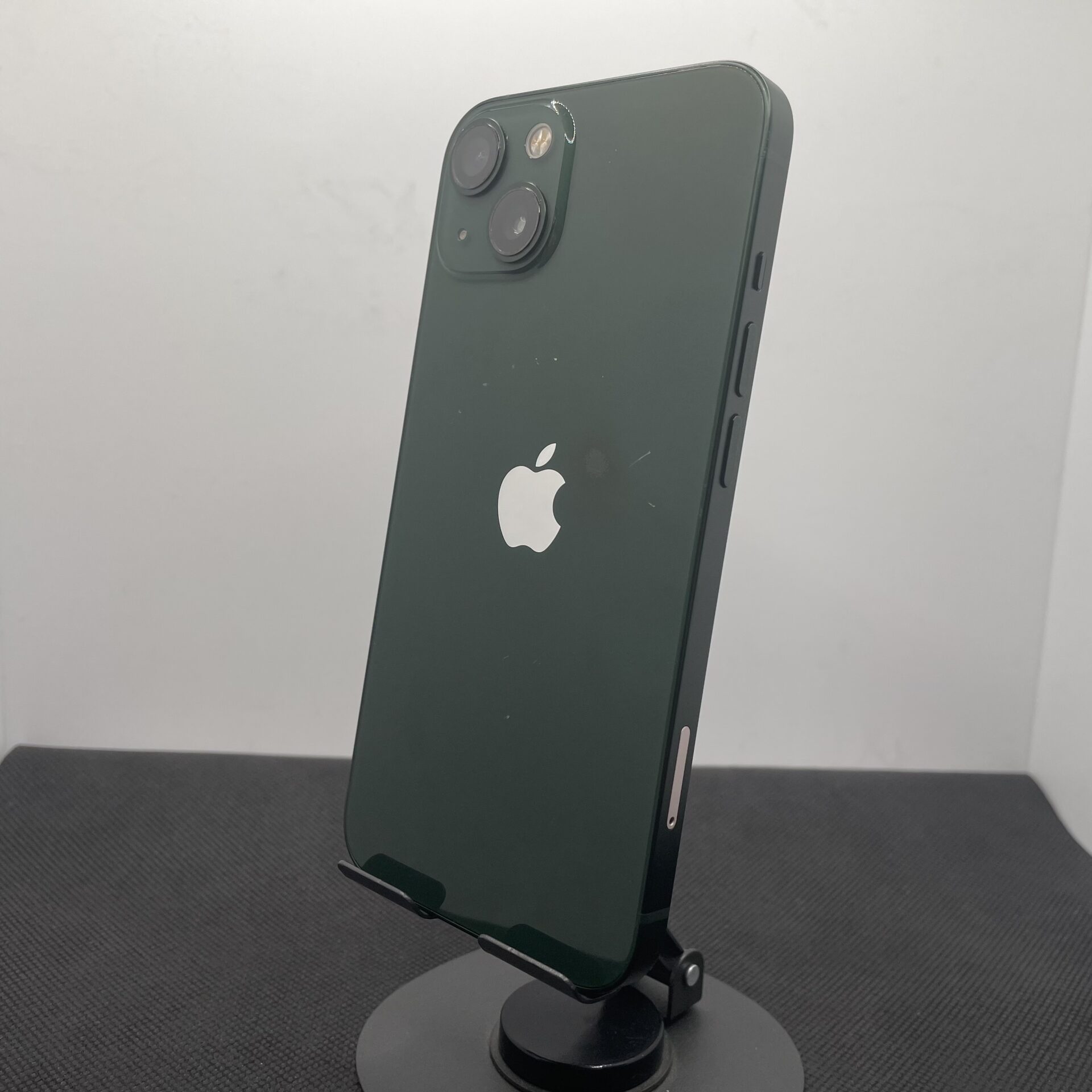 Apple iPhone 13 128GB Green - (Grade B) - Image 10