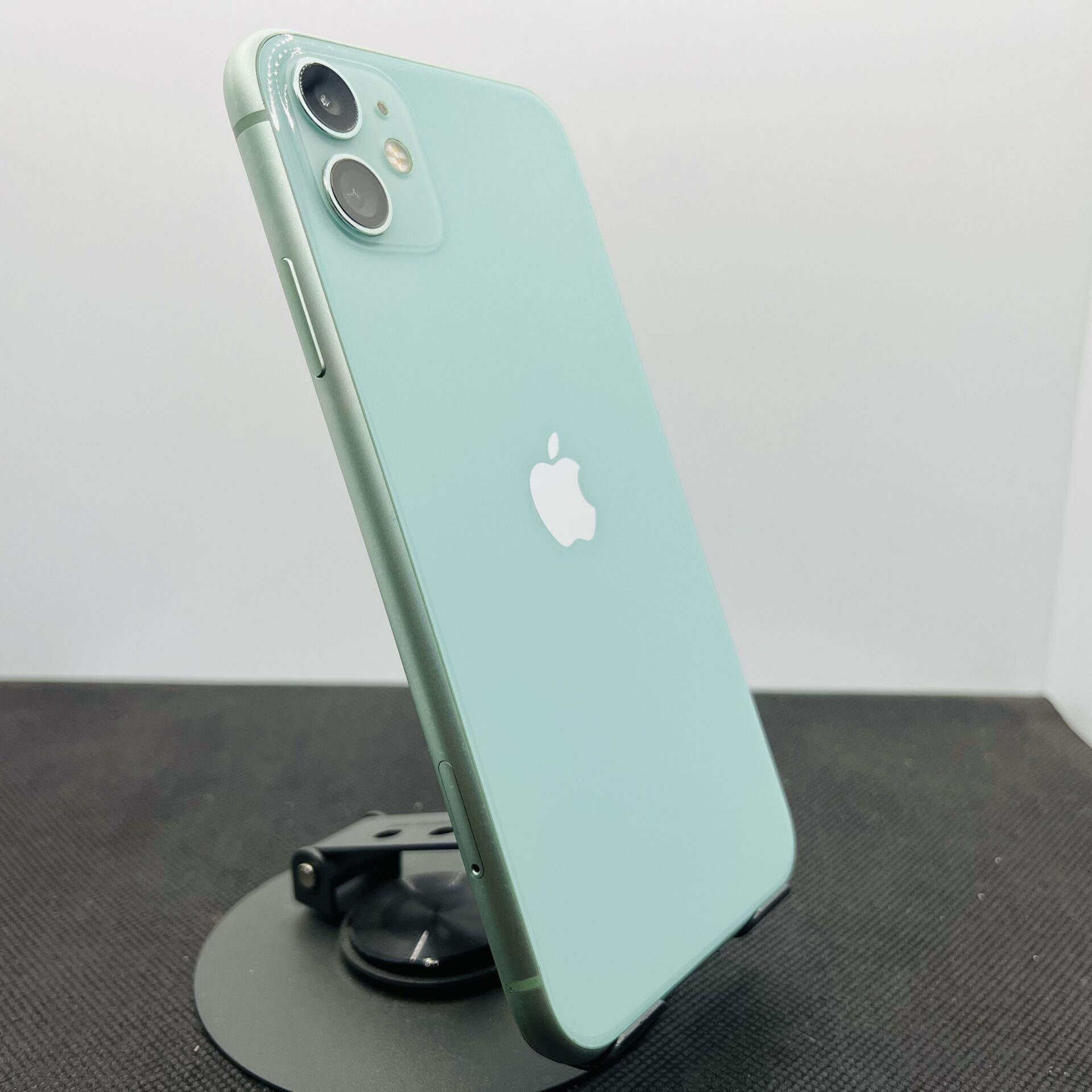 Apple iPhone 11 64GB Green – (Grade B) | Epic Deals SA