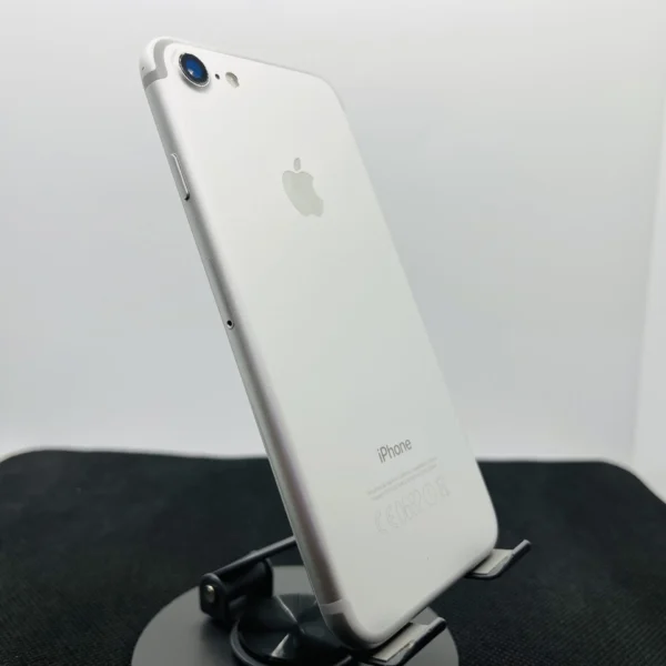Apple iPhone 7 32GB Silver – (Grade B) | Epic Deals SA