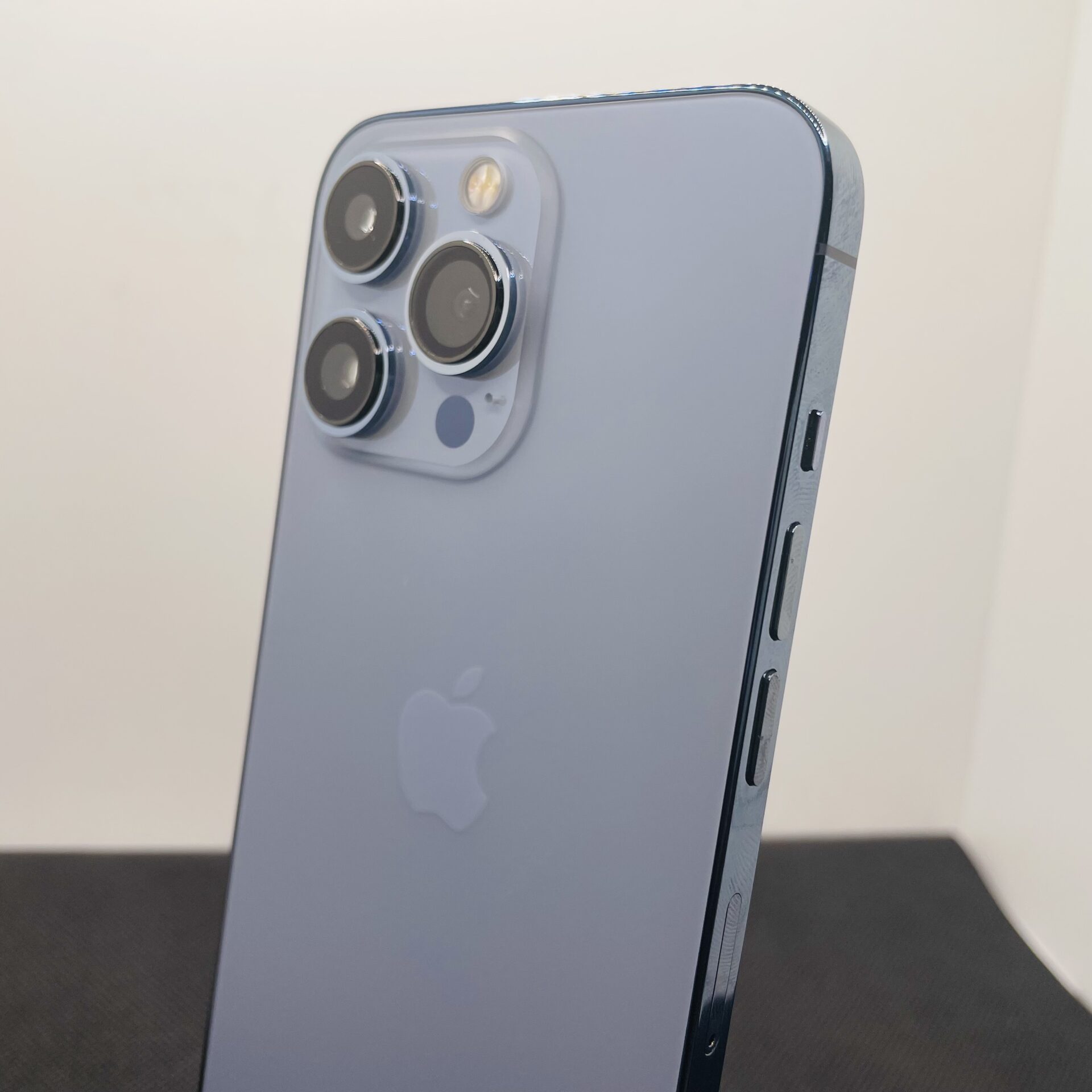 Apple iPhone 13 Pro 128GB Sierra Blue - (Grade B) | Epic Deals SA