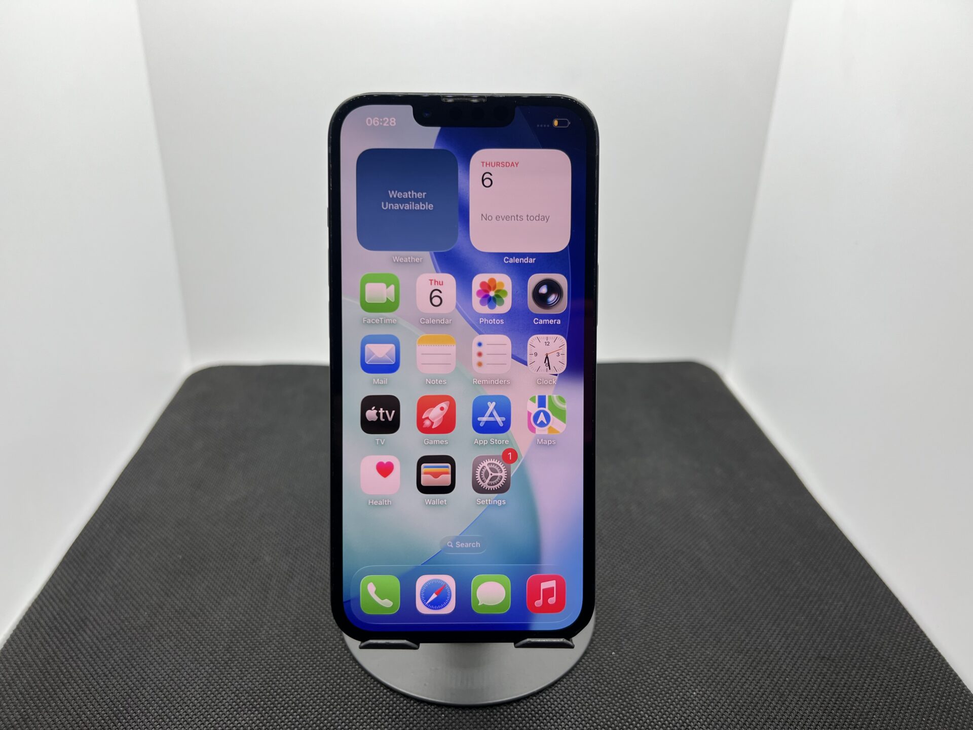 Apple iPhone 13 128GB Midnight – (Grade B) - Image 2