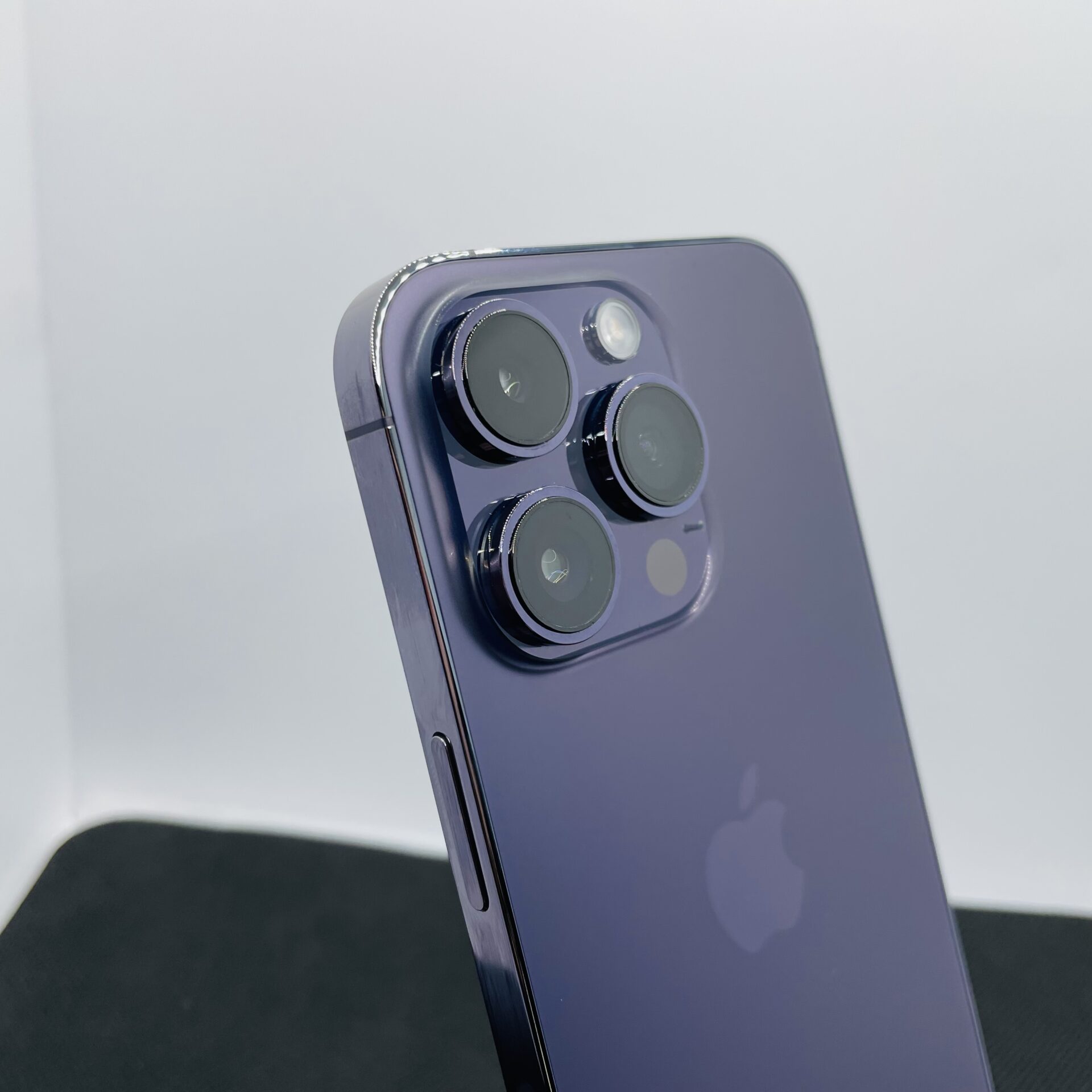 Apple iPhone 14 Pro 256GB Deep Purple (Grade B) – eSIM Only - Image 11