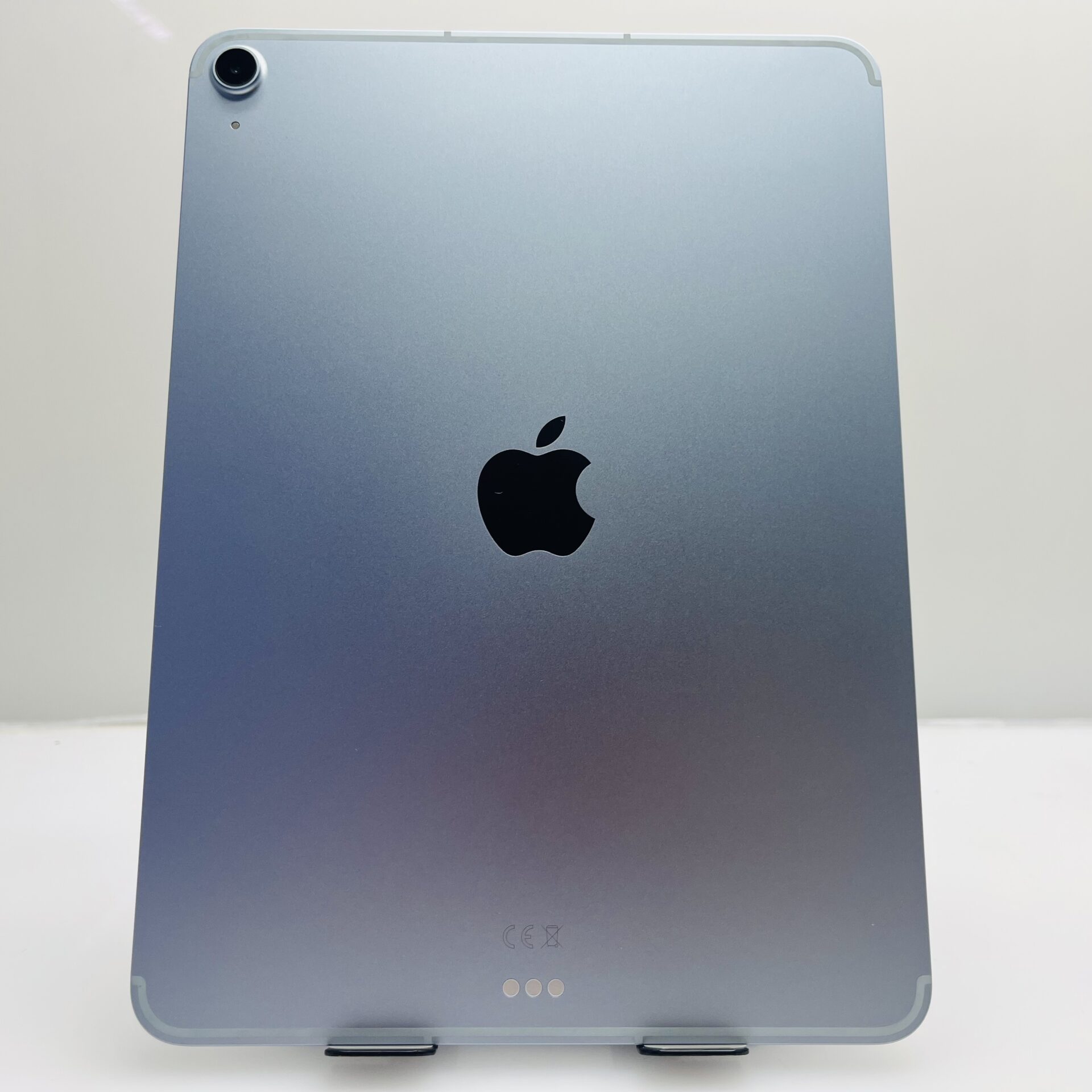 Apple iPad Air 11" M3 7th Gen (Wifi/Cellular) 128GB Blue - (Mint Condition) - Image 8