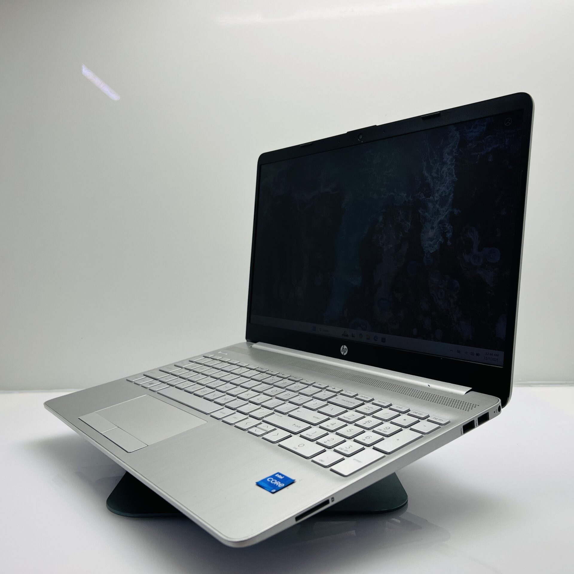 HP 15-dw3027ni 11th Gen HP 15-dw3027ni 11th Gen