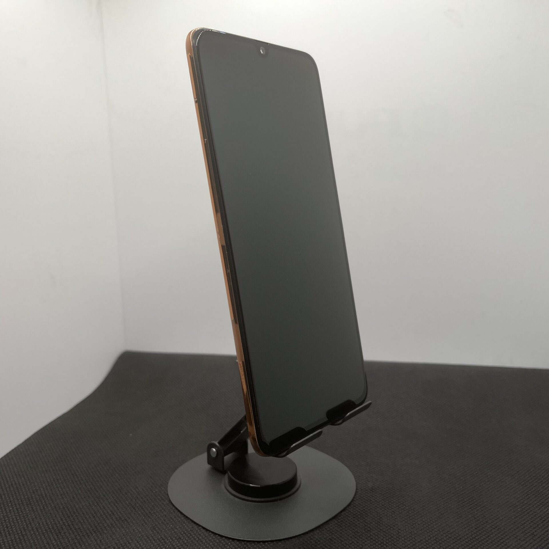 Samsung Galaxy A70 128GB Coral (Grade B) - LCD Burn - Image 5