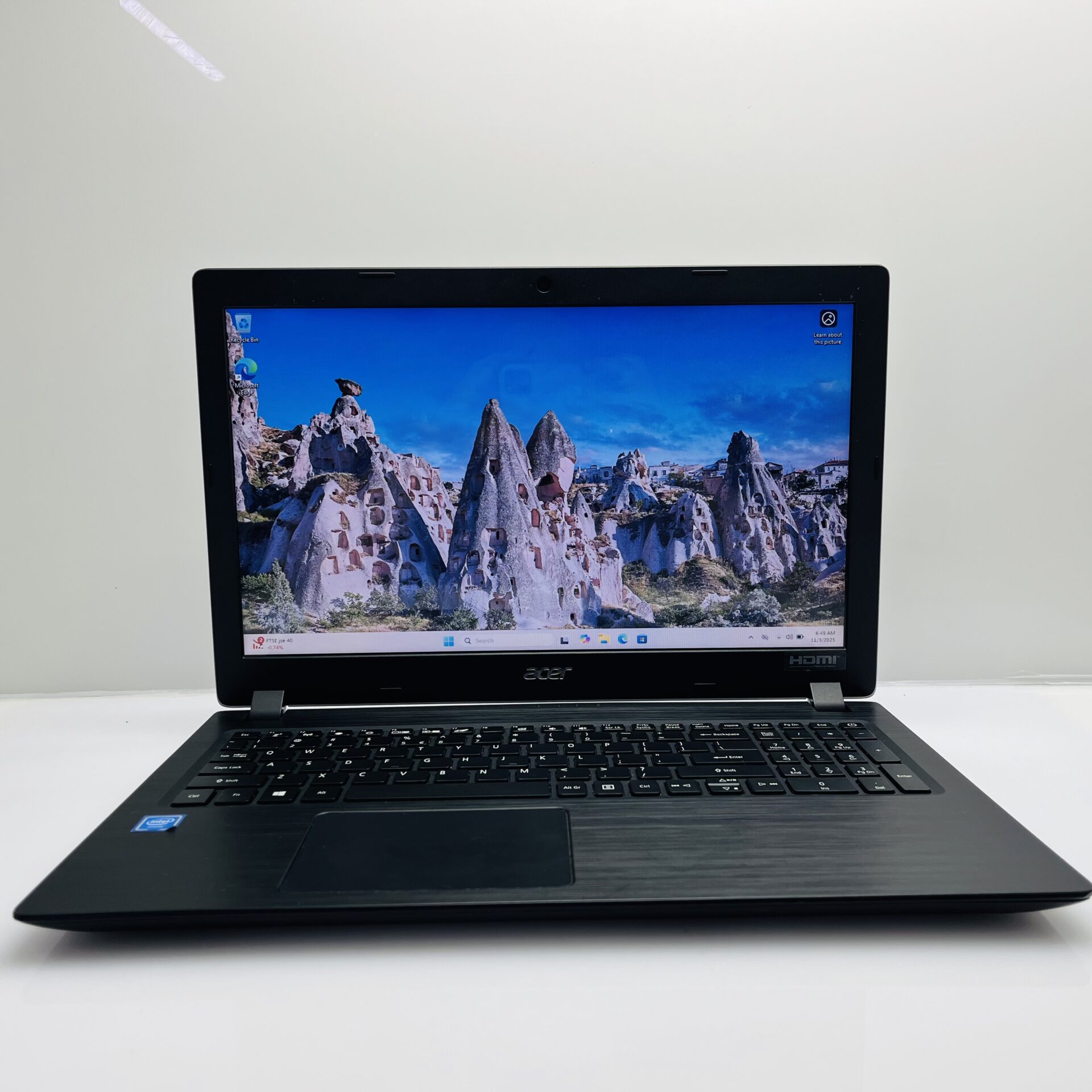 Acer Aspire 3 A315-32 “Celeron N4000” 1.10GHz 8GB RAM 256GB SSD