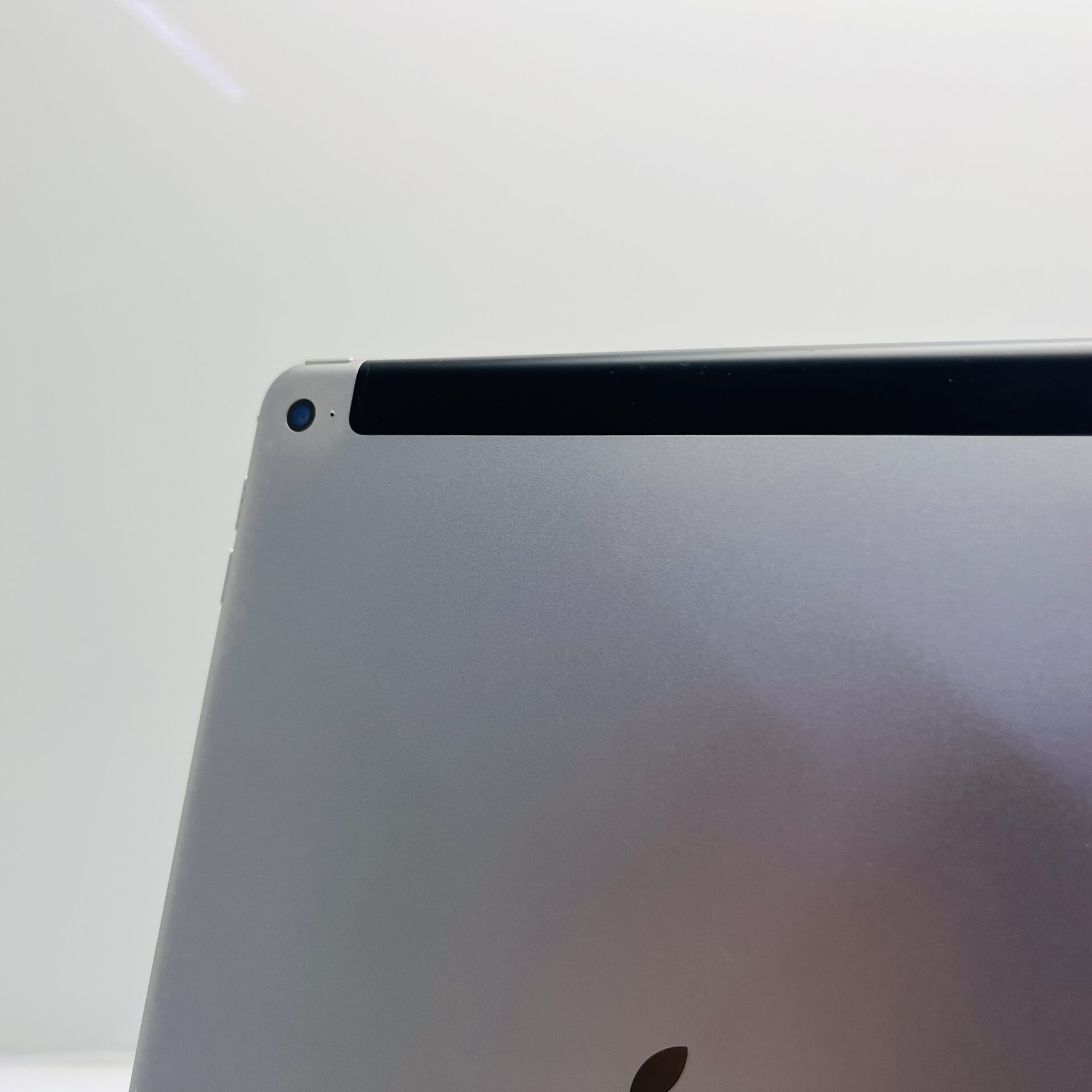Apple iPad Air 2 (WiFi + Cellular) 128GB Space Grey - (Grade B) - Image 11