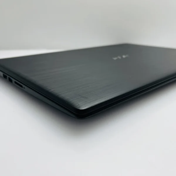 Acer Aspire 3 A315-32 “Celeron N4000” 1.10GHz 8GB RAM 256GB SSD